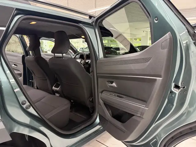 Dacia Duster view 9