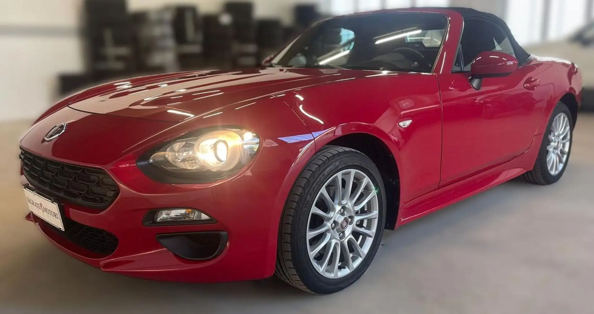Fiat 124 Spider 1.4 MultiAir Rosso - 1