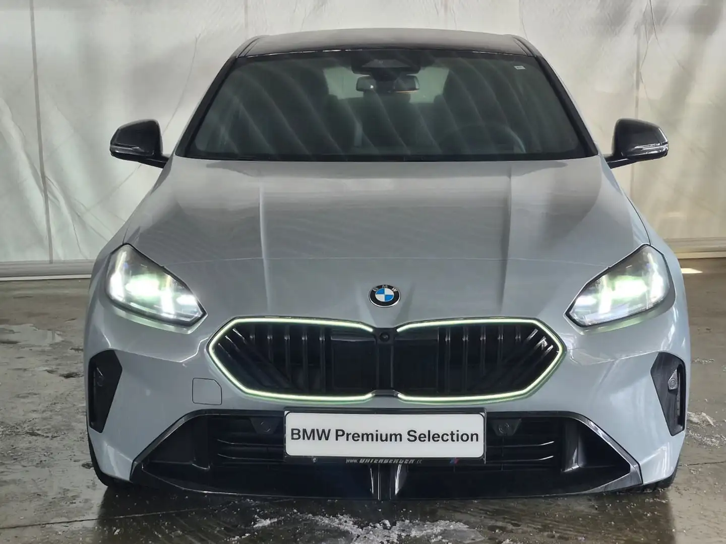 BMW 123 xDrive M Sportpaket Pro / AHK / Verfügbar ab: 7/26 Grau - 2