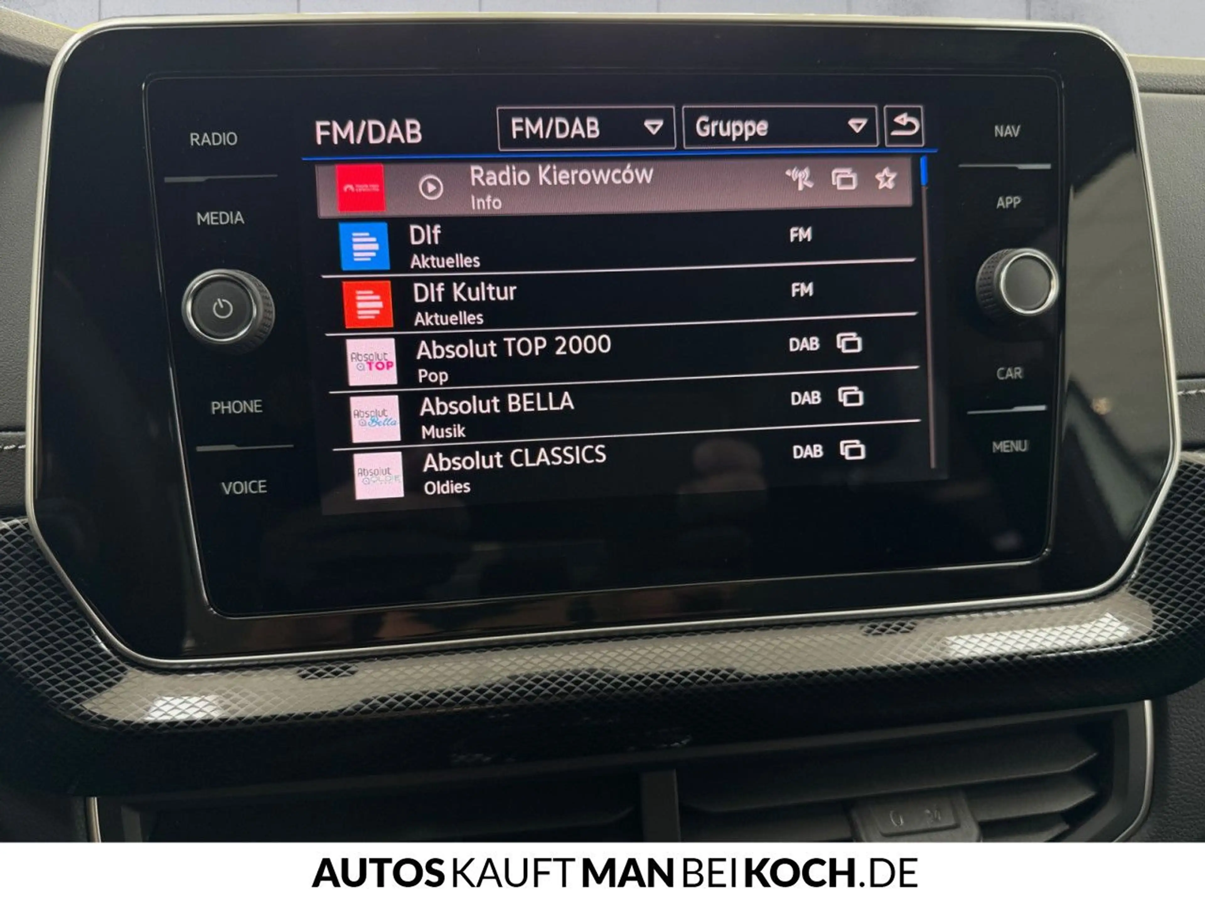 Volkswagen T-Cross 1.0 TSI DSG R-LINE AHK IQ LIGHT ALU18 ACC — photo 13