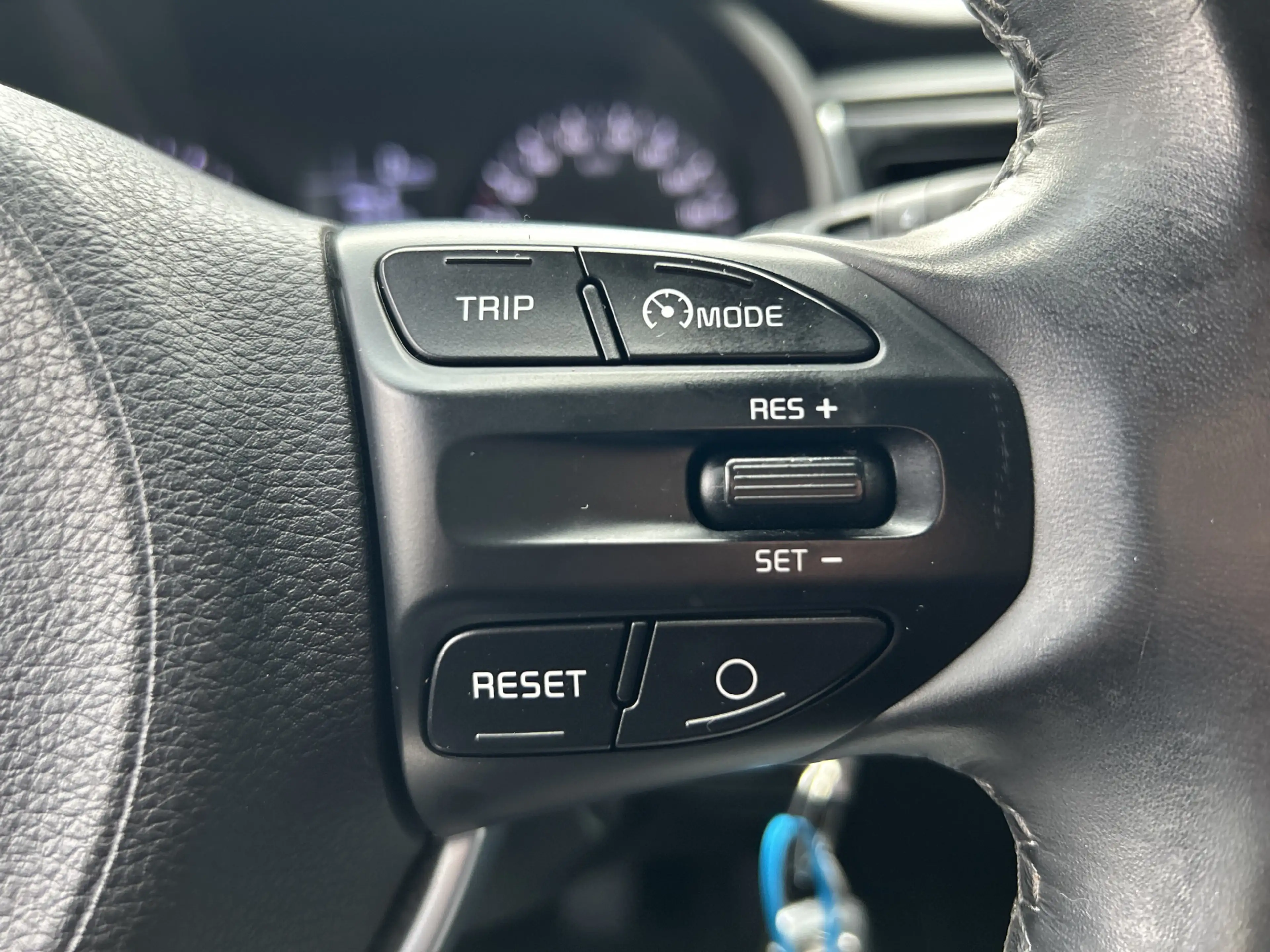 Kia Rio 1.2 CVVT DynamicLine // LED // NAVI + CARPLAY // C — photo 11