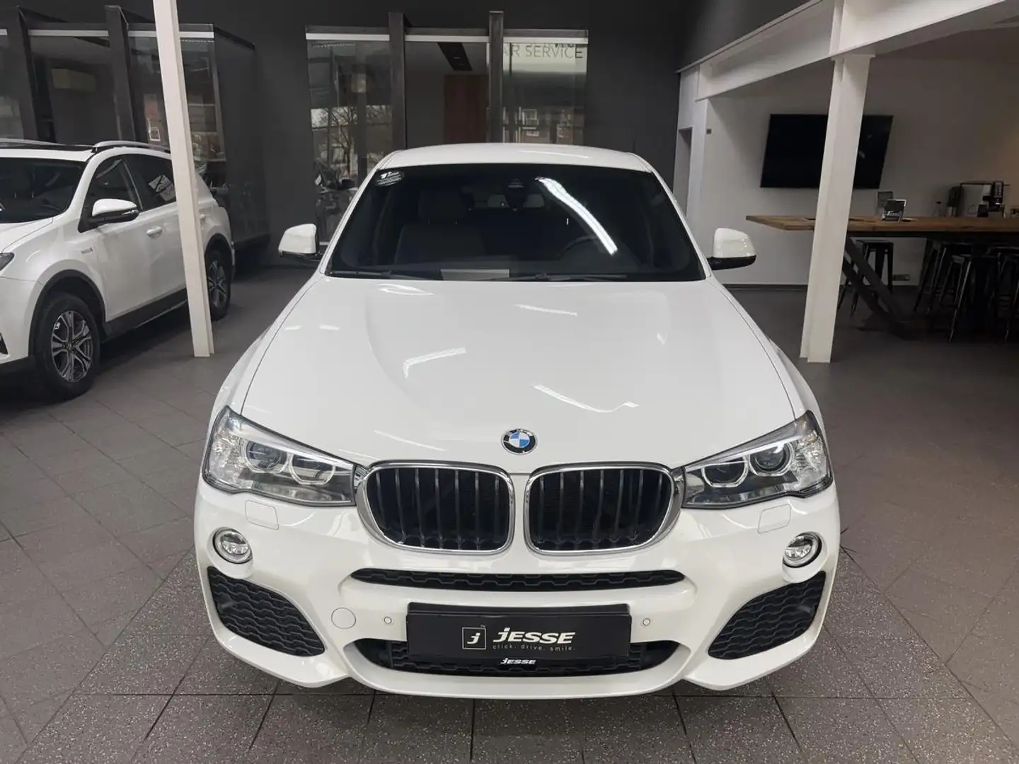 BMW X4 xDrive 20d M-Sport Bi-Xenon HUD R.Cam Weiß - 2