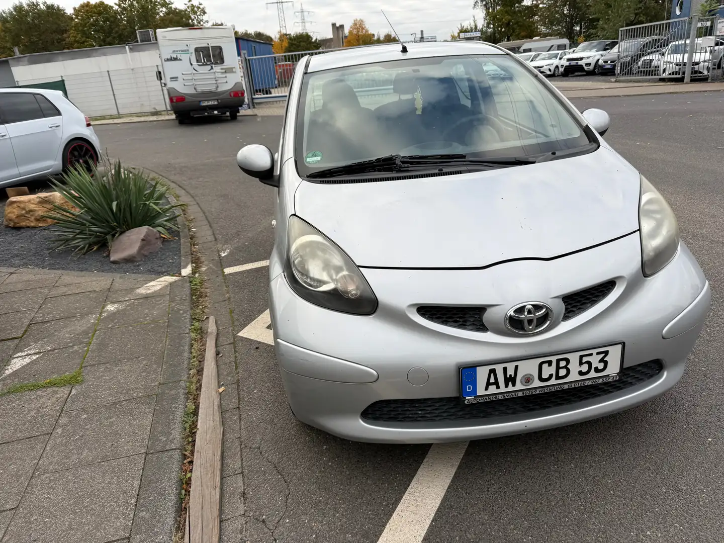 Toyota Aygo Cool Grau - 1