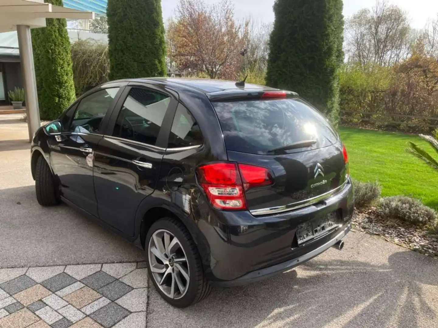 Citroen C3 C3 1,6 HDi 16V FAP Exclusive Schwarz - 2