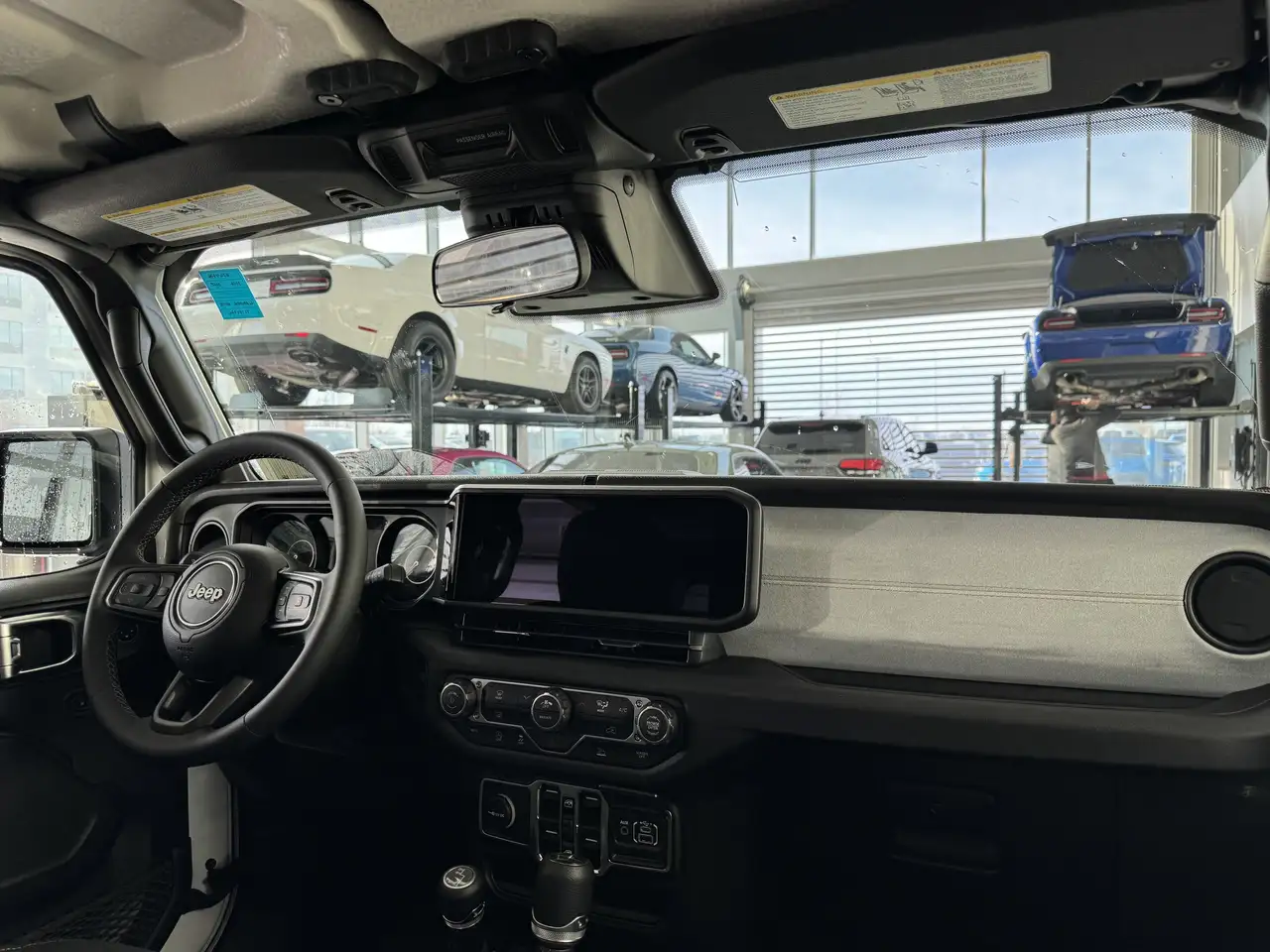 Jeep Gladiator снимка Jeep Gladiator