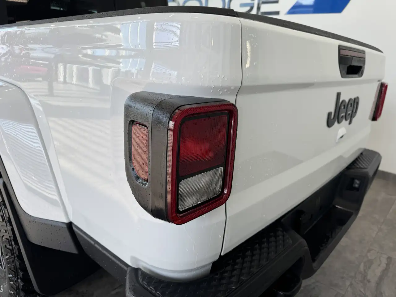 Jeep Gladiator снимка Jeep Gladiator
