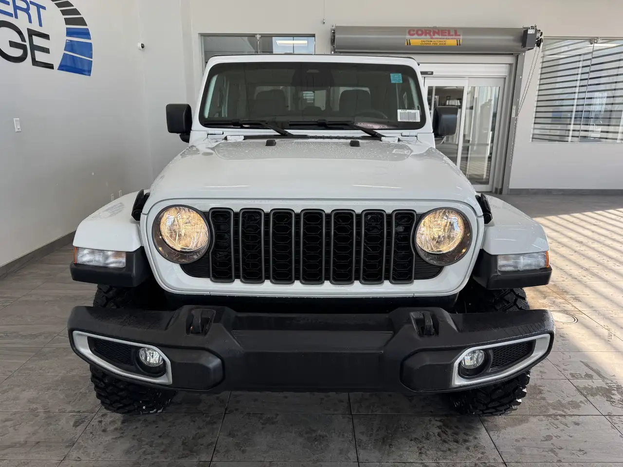Jeep Gladiator снимка Jeep Gladiator