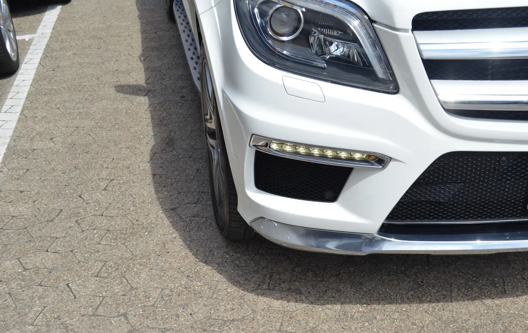 Mercedes-Benz GL 350 GL 350 BlueTEC 4Matic 7G-TRONIC Pano 360° HK AMG P - 2