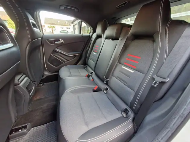 Mercedes-Benz A-Class view 15