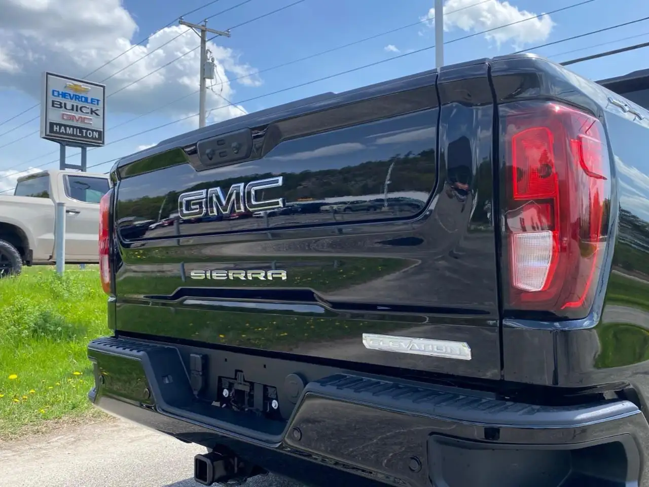 GMC Sierra 1500 снимка GMC Sierra 1500