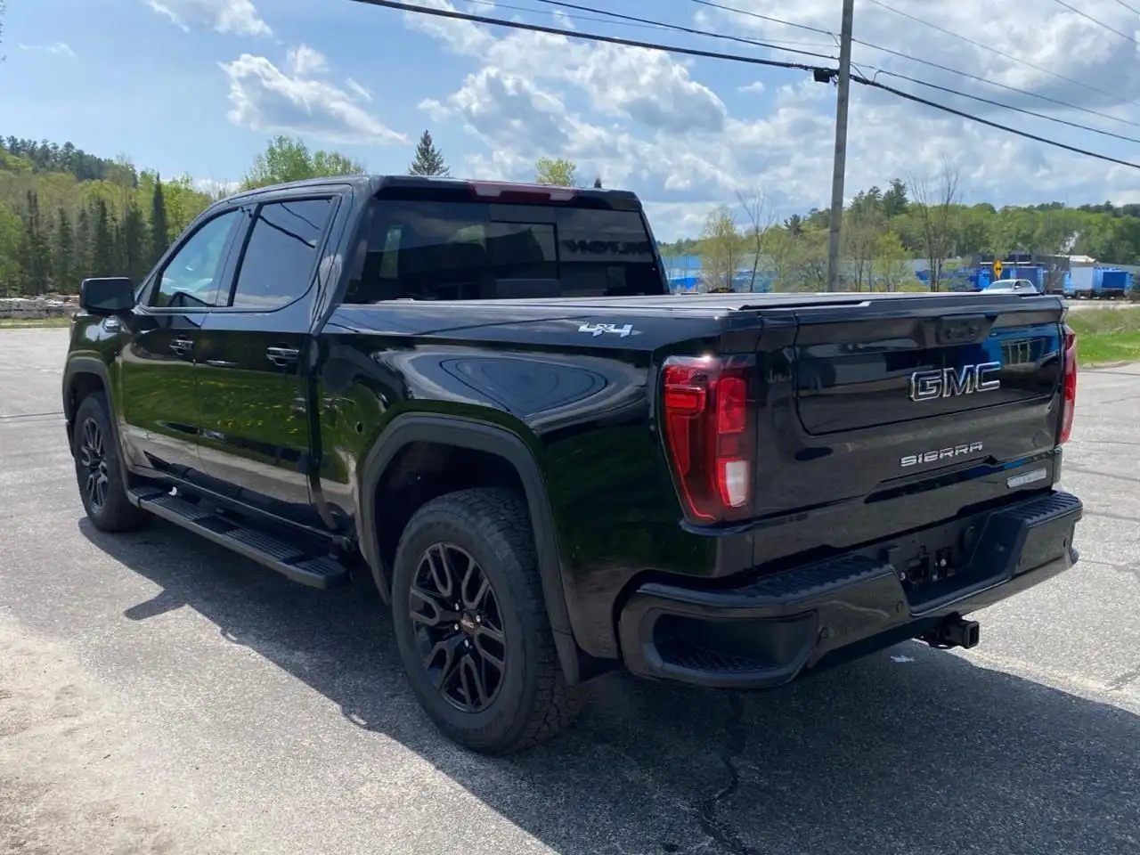 GMC Sierra 1500 снимка GMC Sierra 1500