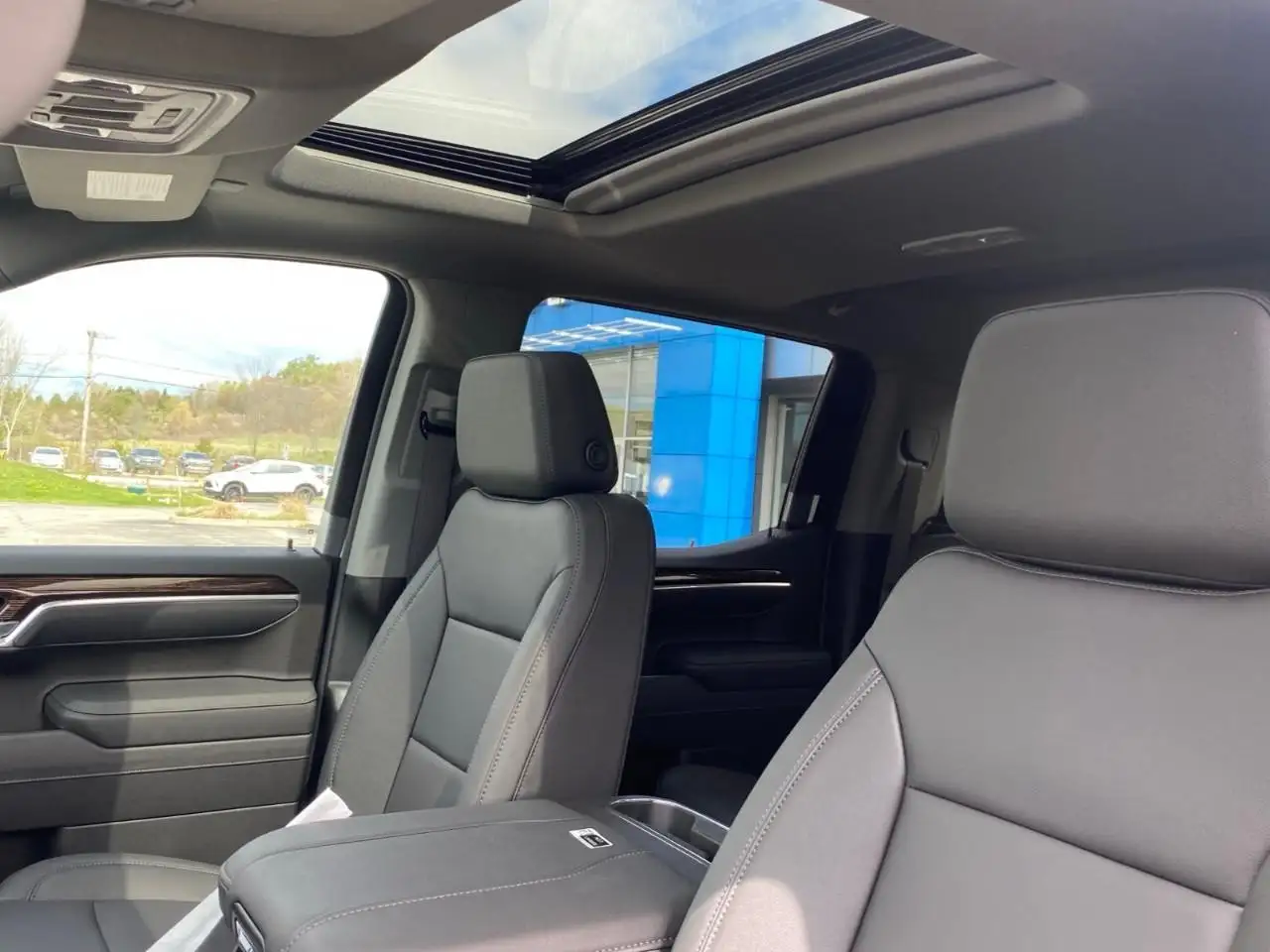 GMC Sierra 1500 снимка GMC Sierra 1500