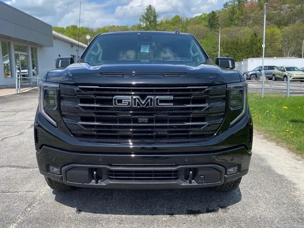GMC Sierra 1500 снимка GMC Sierra 1500