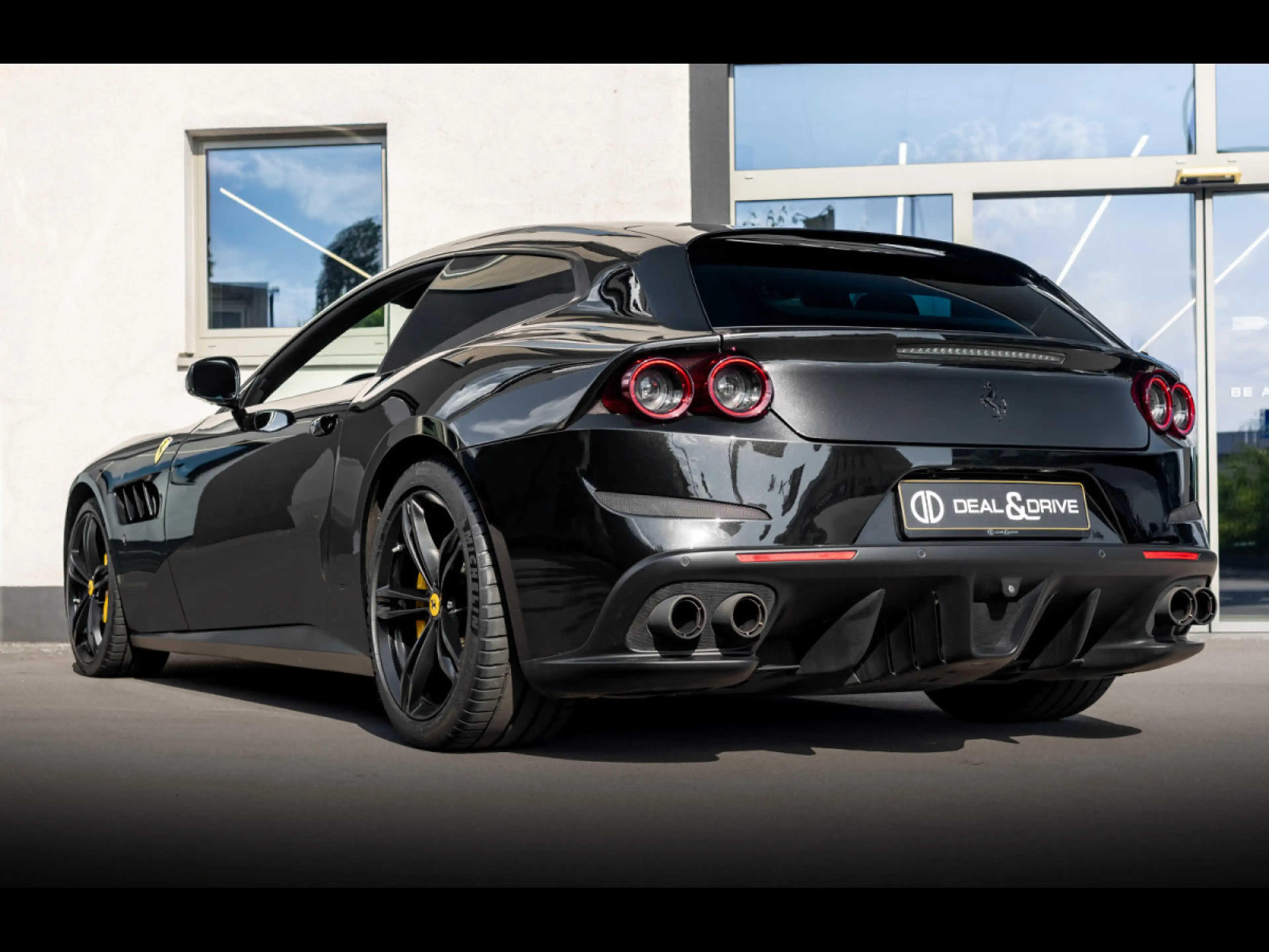 Ferrari GTC4 Lusso V12°FRENCH REGI°NEW POWER 12M°PPF°LIFT°JBL°CARPLAY — photo 3