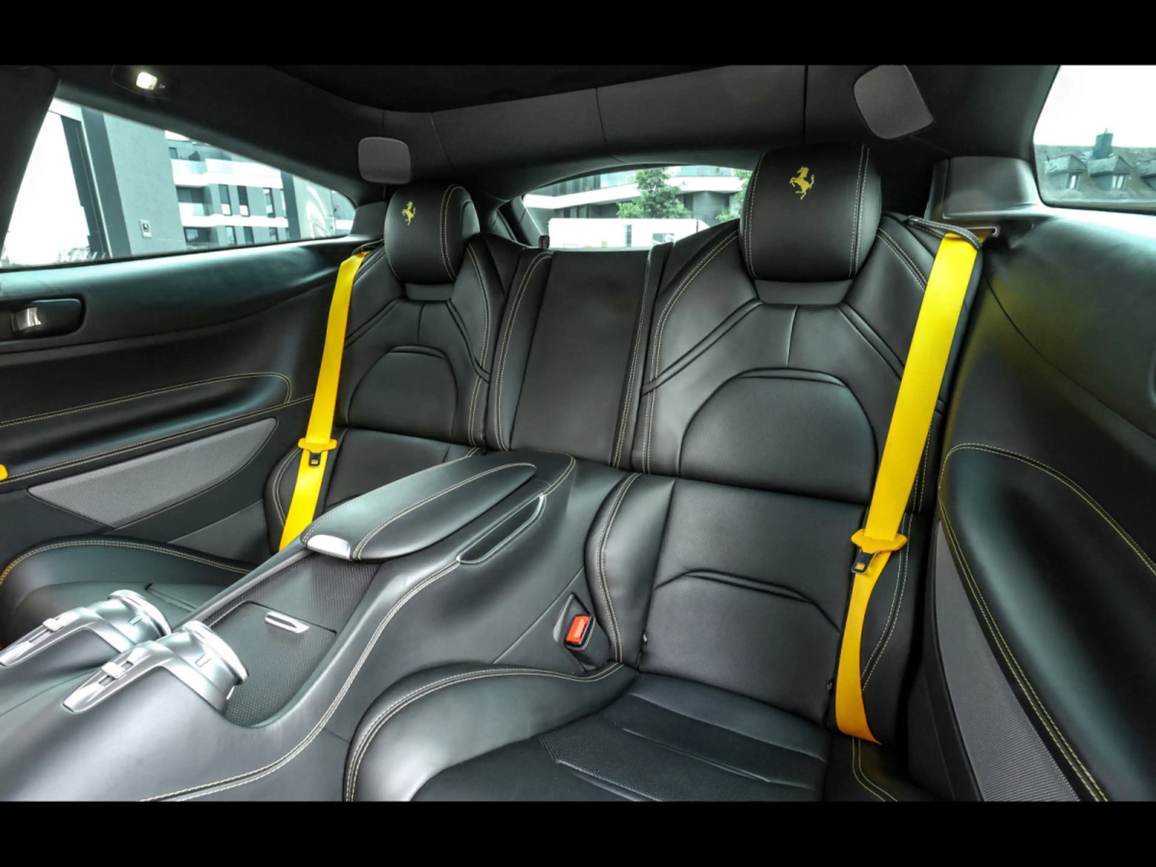 Ferrari GTC4 Lusso V12°FRENCH REGI°NEW POWER 12M°PPF°LIFT°JBL°CARPLAY — photo 13