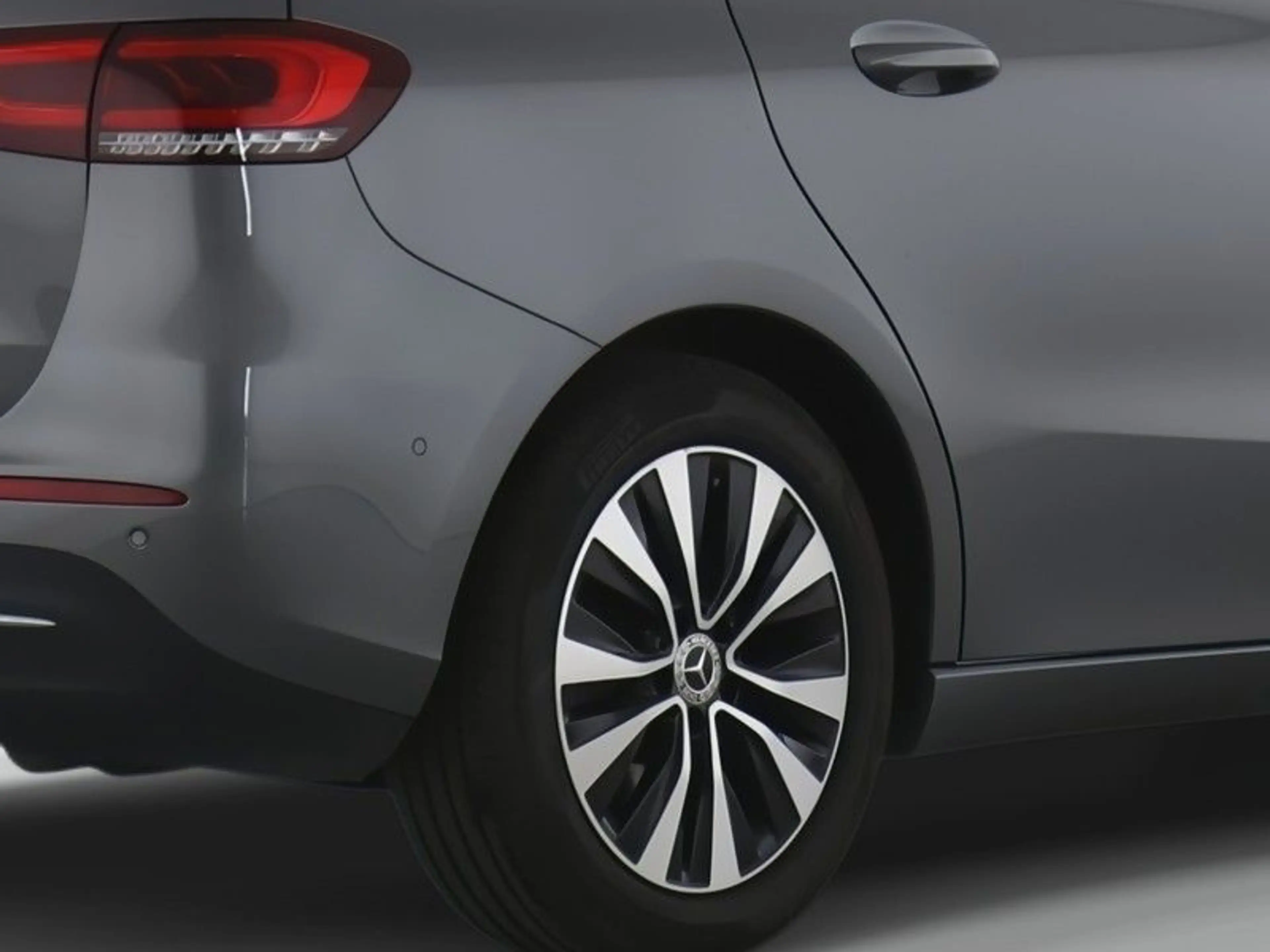 Mercedes-Benz B 220 d STYLE+AHK+KAM+LED+NAVI+WIDE+Park-Assist — photo 11