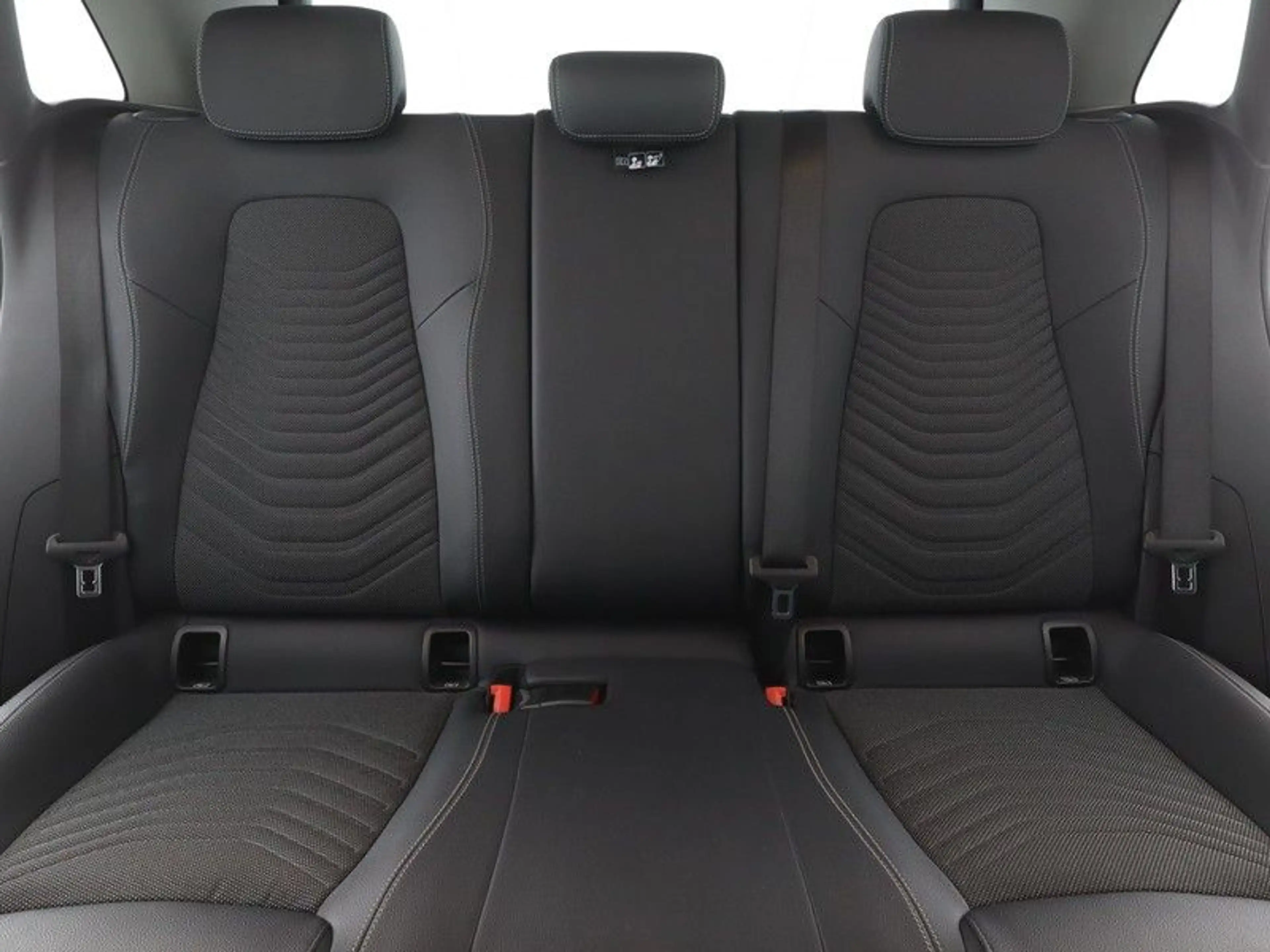 Mercedes-Benz B 220 d STYLE+AHK+KAM+LED+NAVI+WIDE+Park-Assist — photo 9