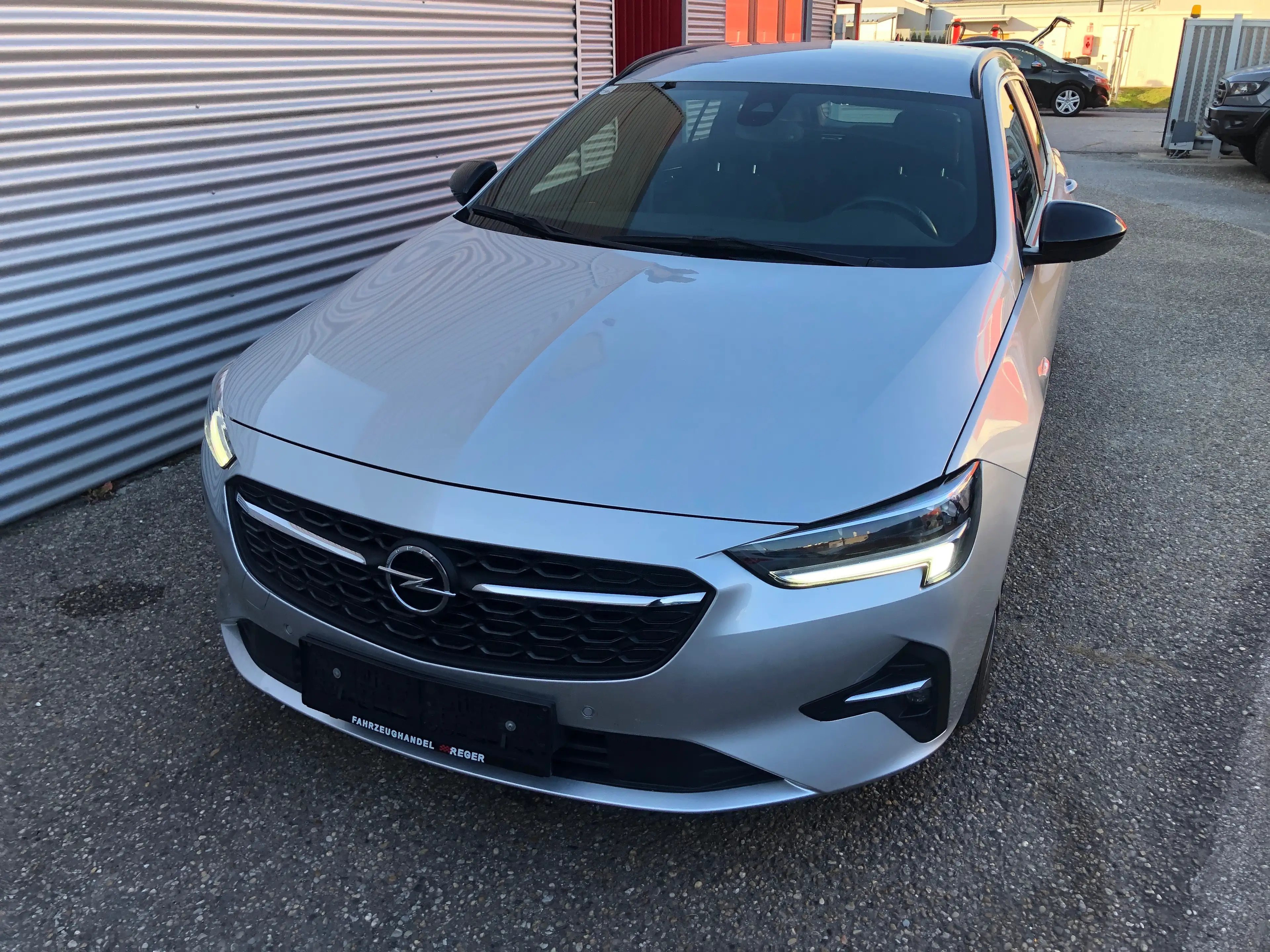 Opel Insignia ST 1,5 CDTI SPORT EDTION #TOP ZUSTAND#JEDES SERVICE#ÖAMTC-PICKERL NEU # — photo 2