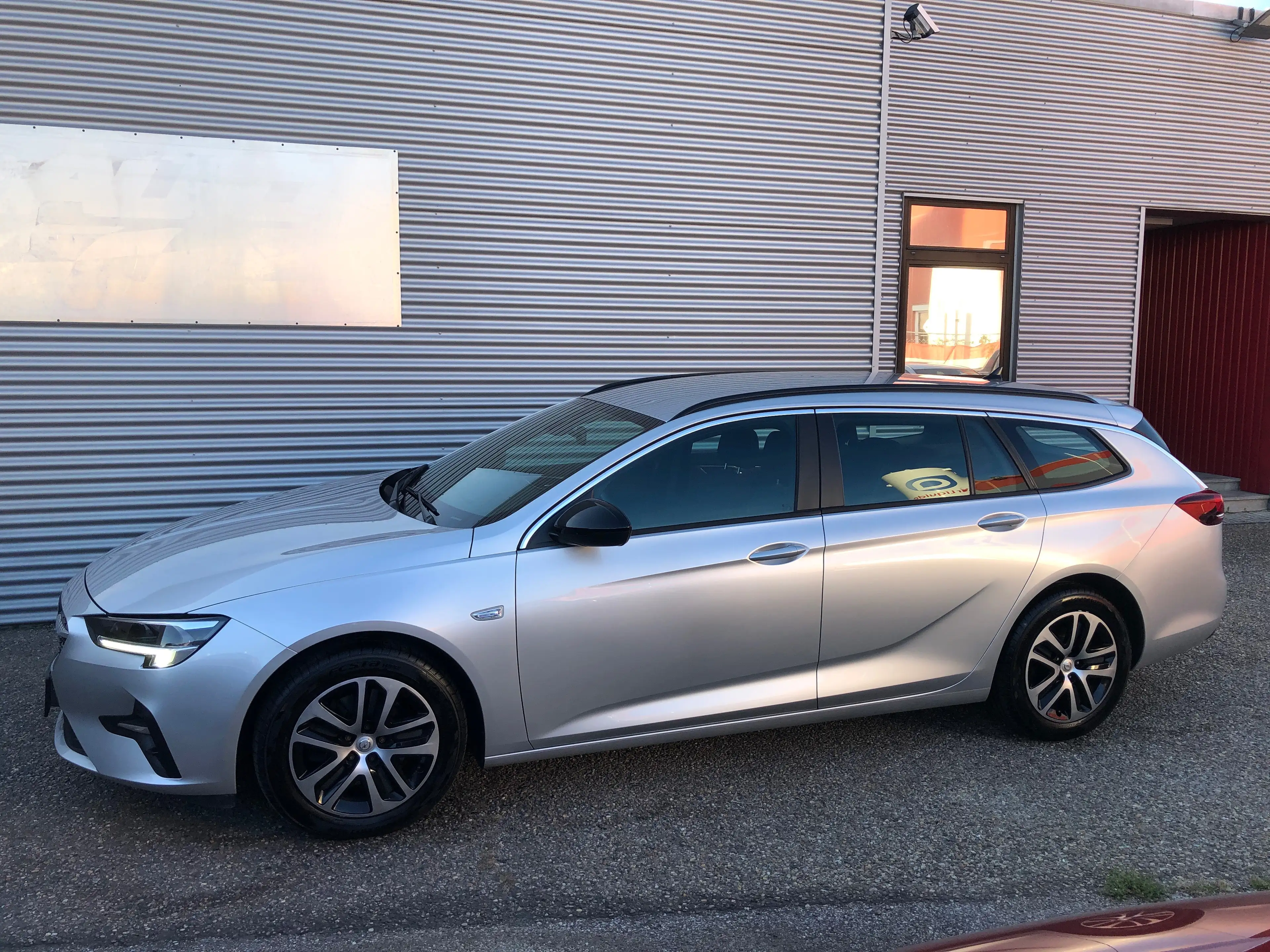 Opel Insignia ST 1,5 CDTI SPORT EDTION #TOP ZUSTAND#JEDES SERVICE#ÖAMTC-PICKERL NEU # — photo 4