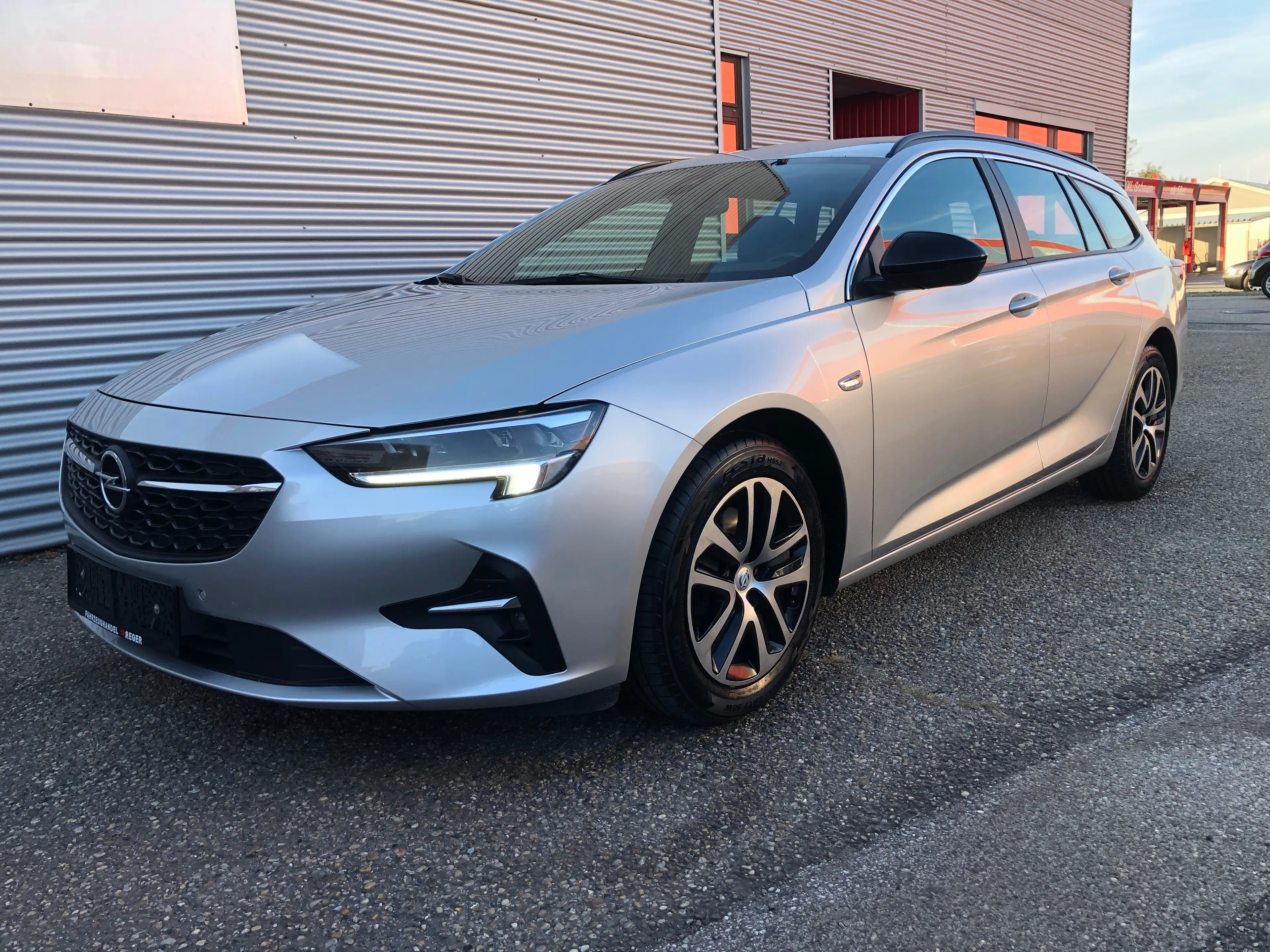 Opel Insignia ST 1,5 CDTI SPORT EDTION #TOP ZUSTAND#JEDES SERVICE#ÖAMTC-PICKERL NEU # — photo 3