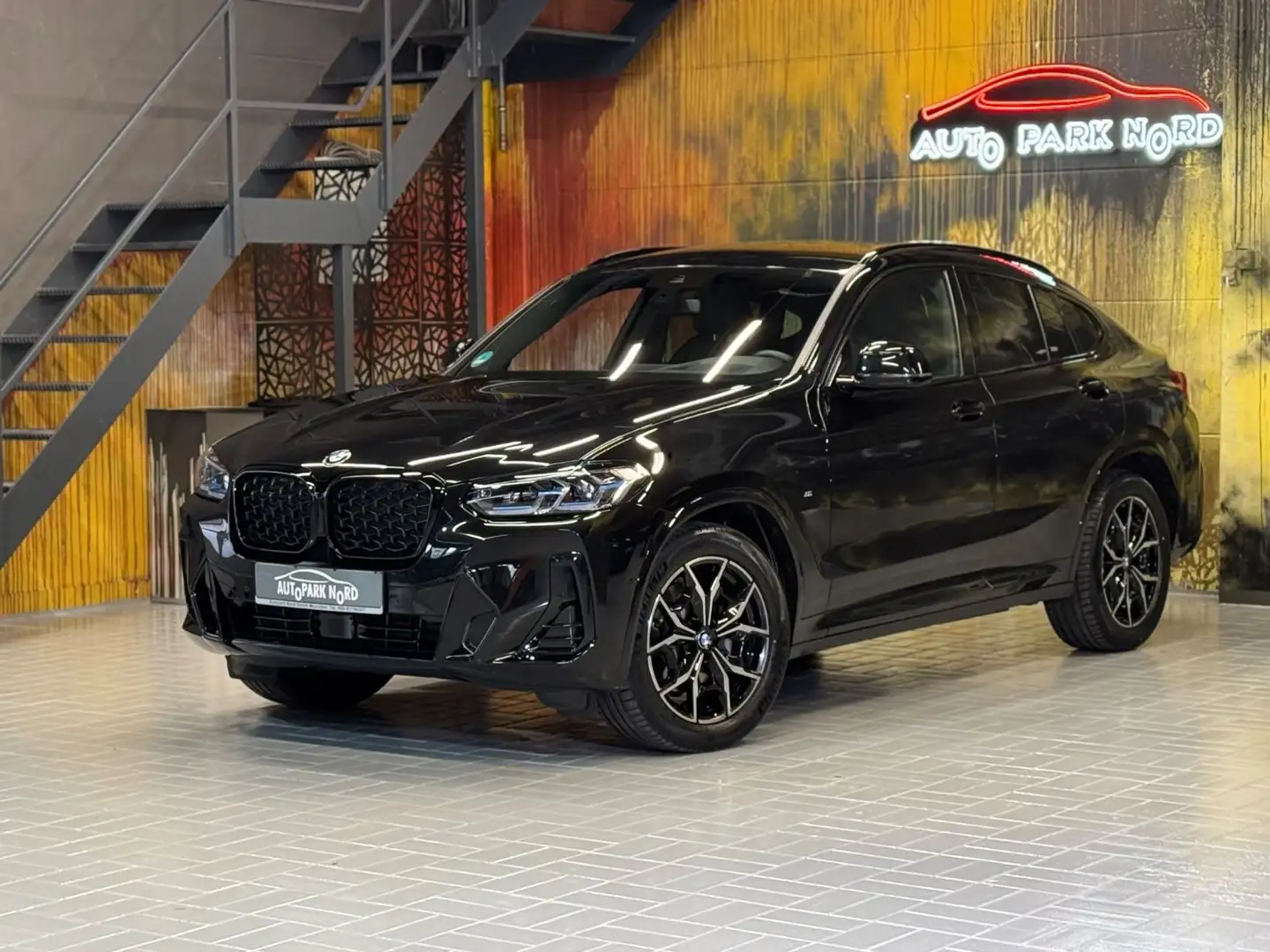 BMW X4 xDrive 30d M Sport~STANDHEIZUNG~LASER~HEAD-UP Noir - 1