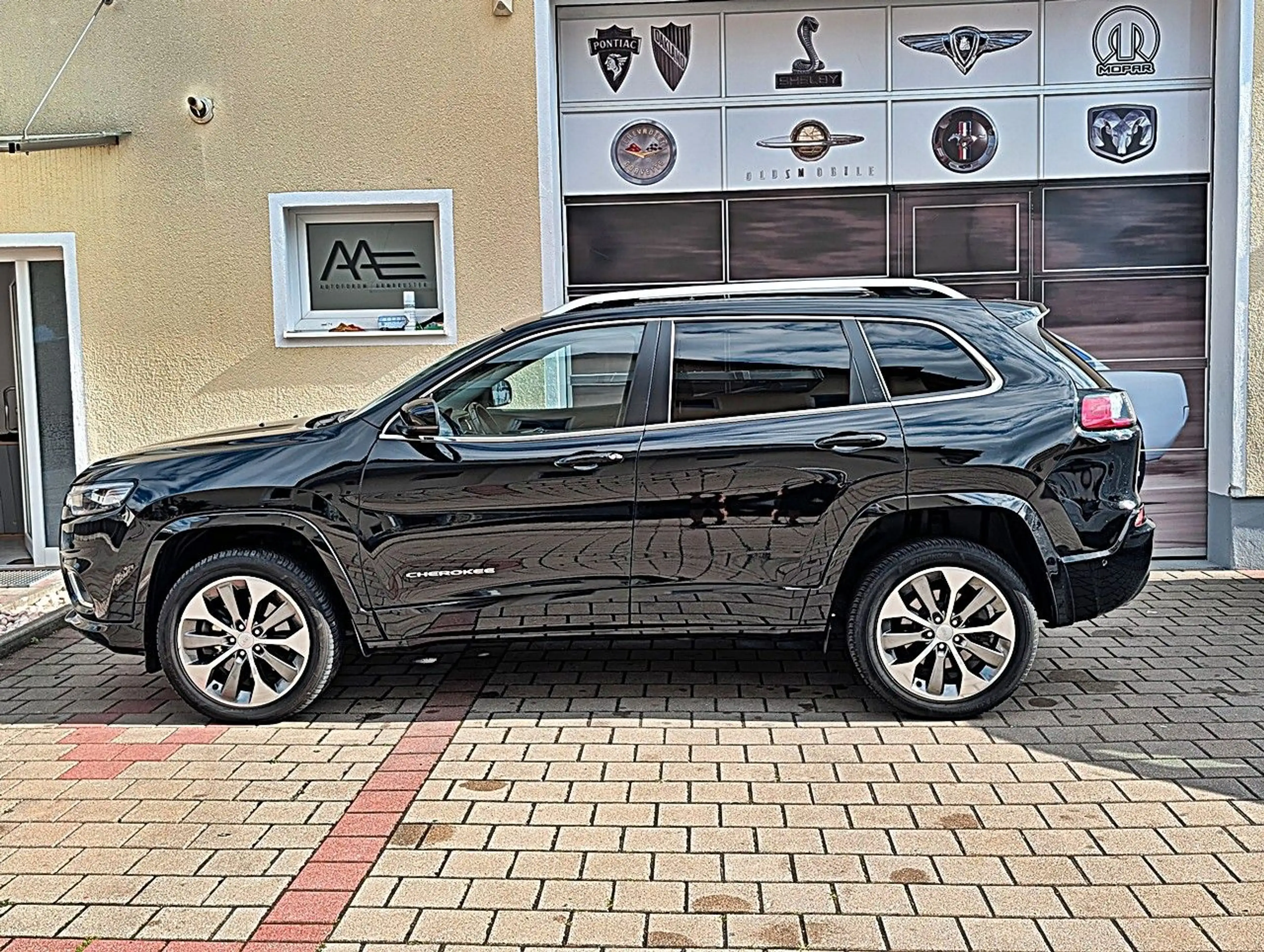 Jeep Cherokee Overland*Allrad/Navi/Kamera/Leder/ALU — photo 3