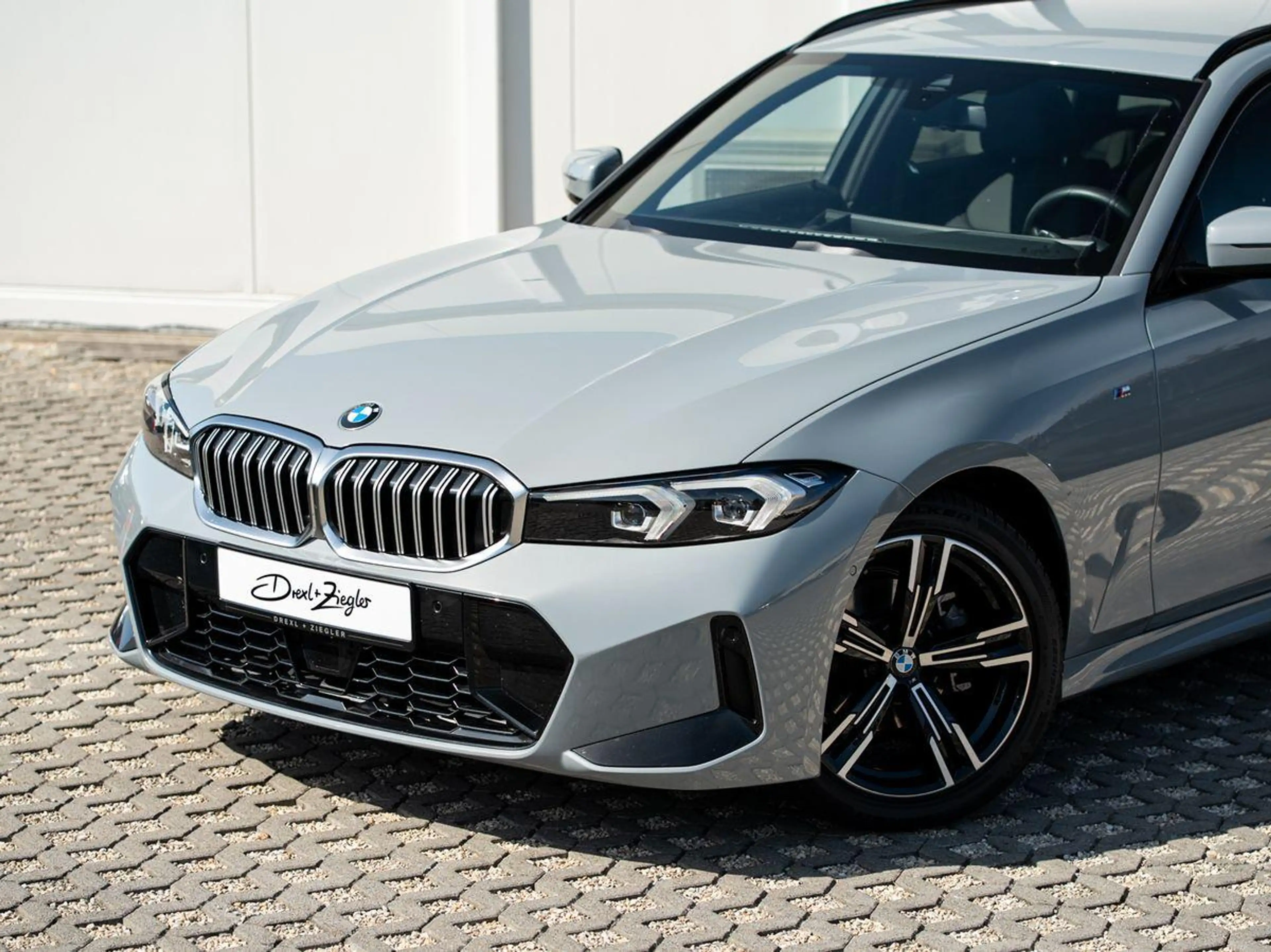BMW 318 d Tour M-Sport AHK ACC KoZg Wireless S-Glas — photo 5