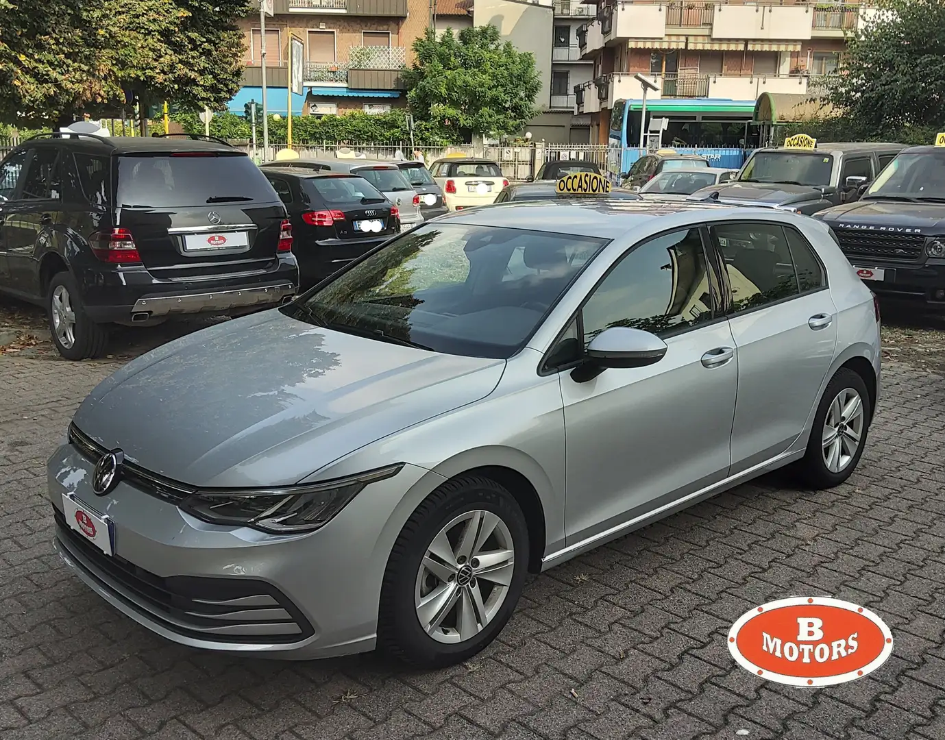 Volkswagen Golf 1.0 eTSI evo Life DSG OK NEOPATENTATI Plateado - 1