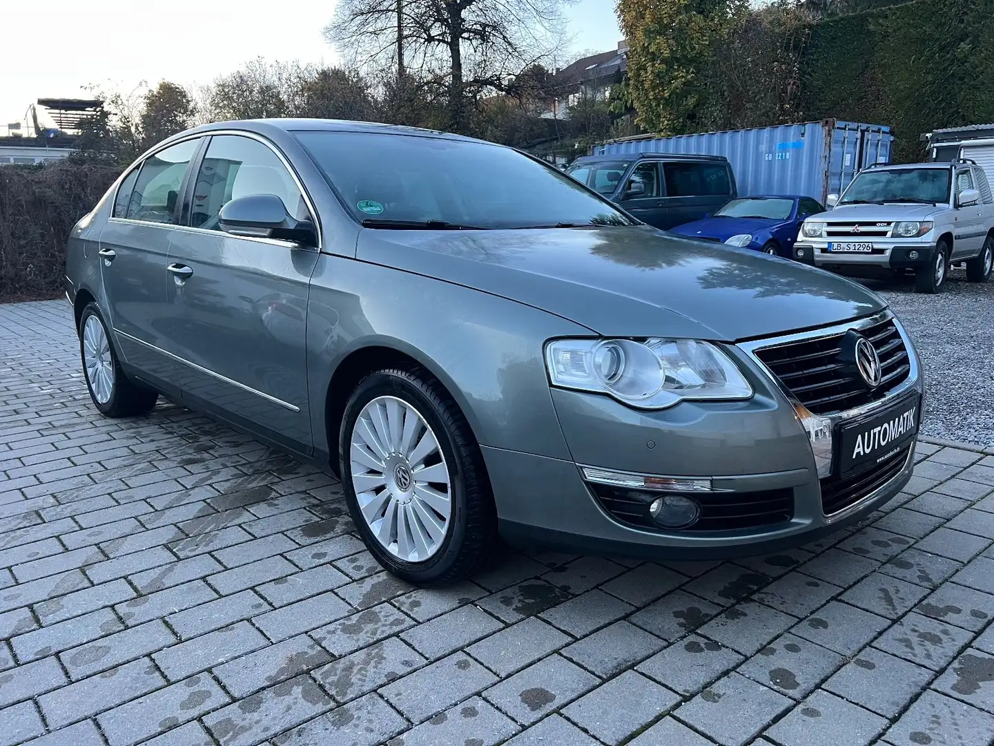 Volkswagen Passat Lim. Comfortline Grün - 1