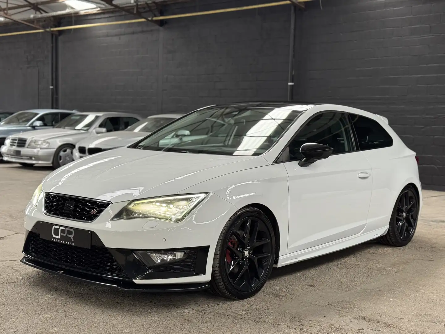 SEAT Leon 2.0 CR TDi FR * GPS * PANO * SONO * CRUISE * CLIM Blanc - 1
