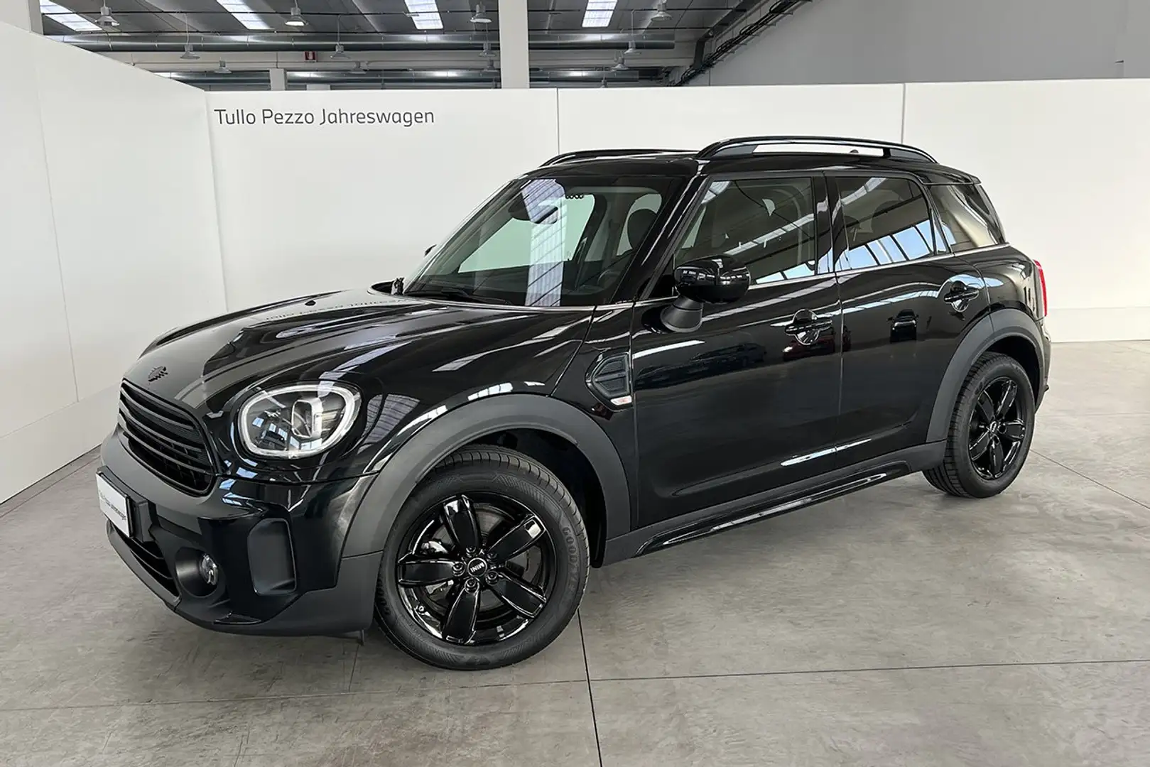 MINI Cooper Countryman Countryman Cooper 1.5i Classic aut. Negro - 1