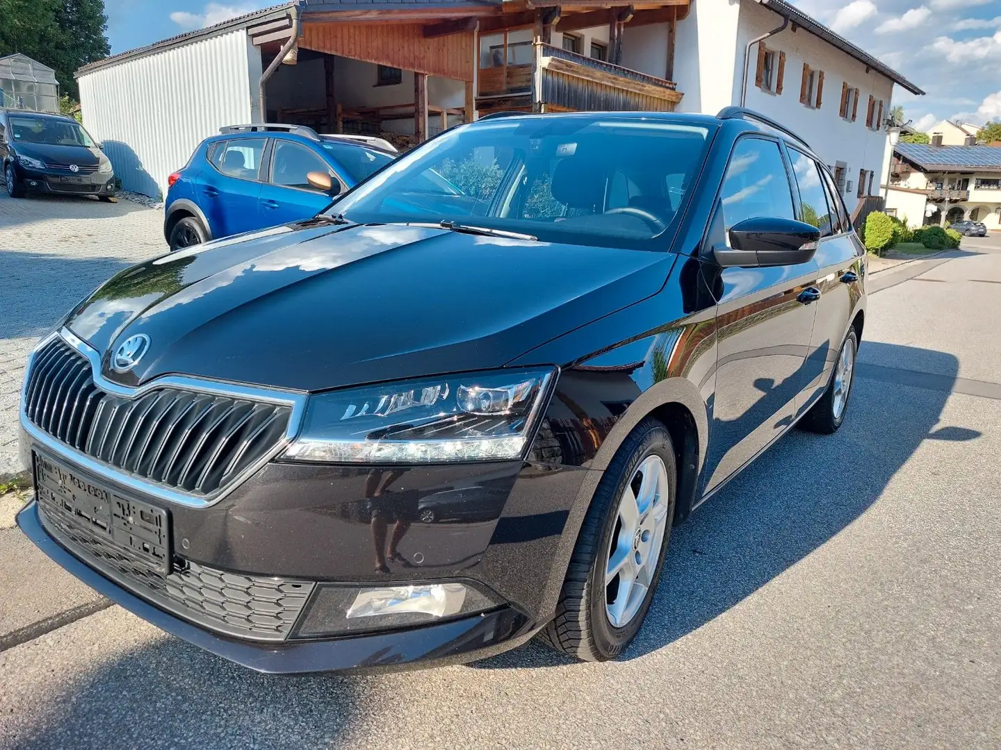 Skoda Fabia 1.0l TSI 70kW CLEVER BEST OF COMBI Schwarz - 1