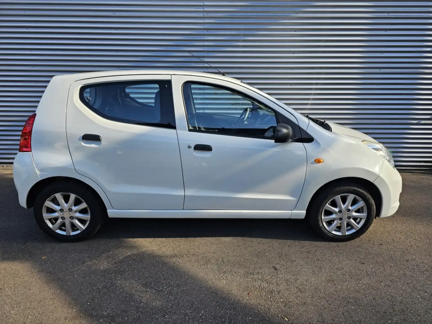 Suzuki Alto 1.0 Comfort Plus Wit - 1