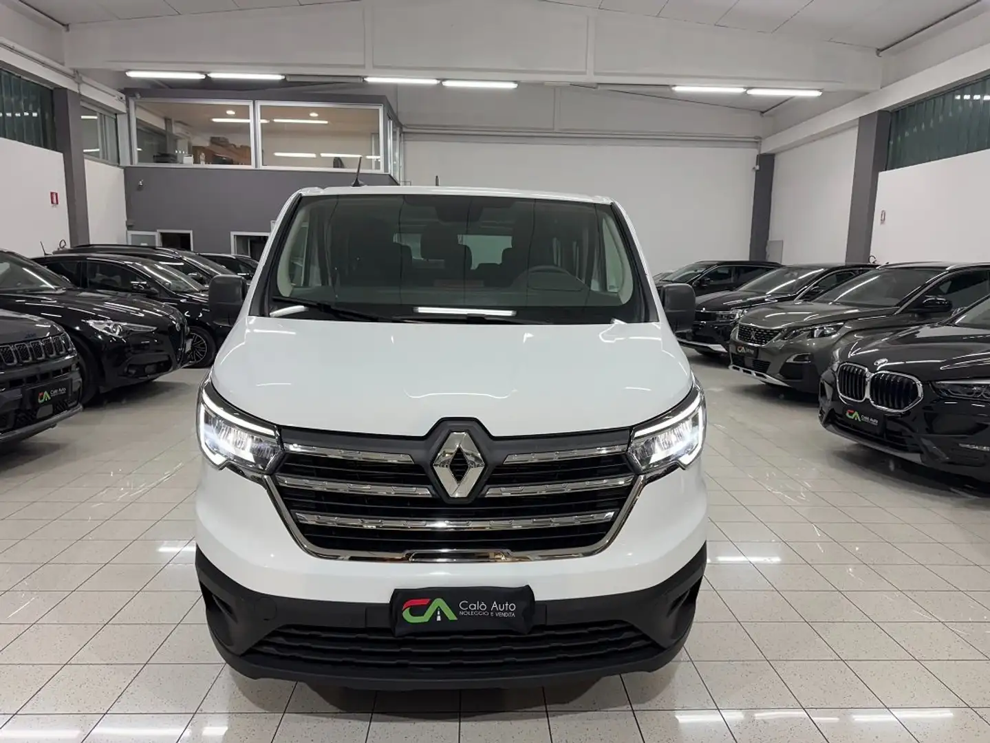 Renault Trafic 2.0dci 150cv EDC AUTOMATICO PARI NUOVO!!!!!!!! Білий - 2