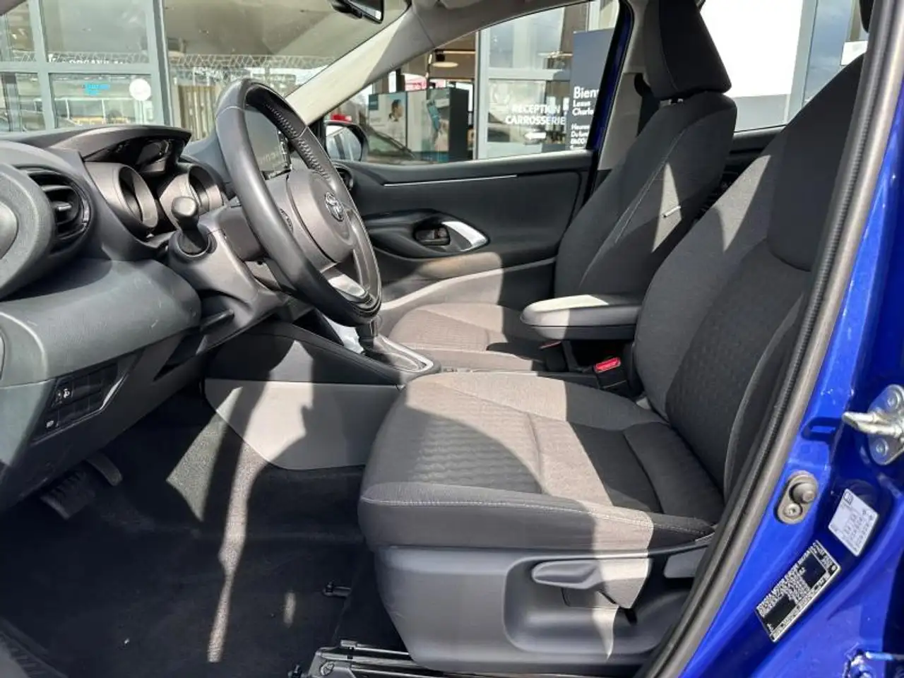 Toyota Yaris Iconic, миниатюра 12