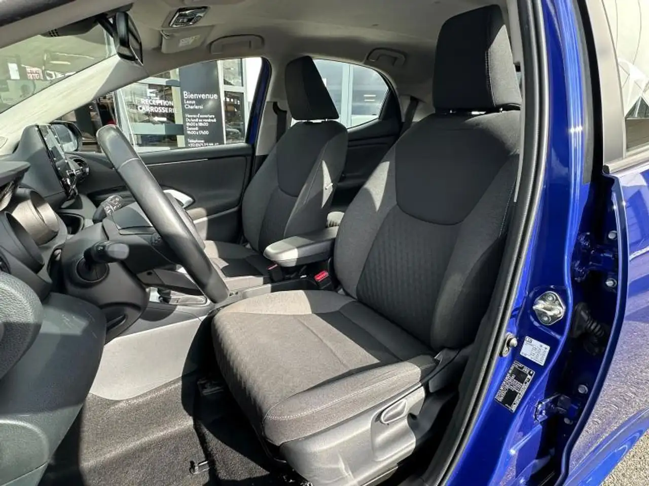 Toyota Yaris Iconic, миниатюра 11
