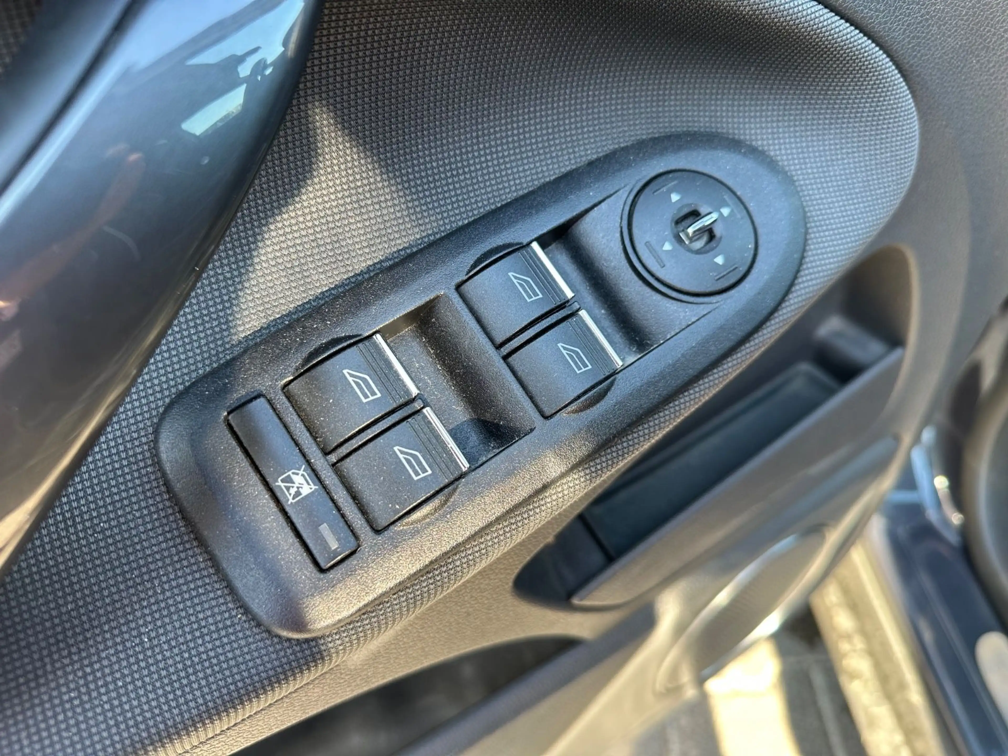 Ford Kuga Titanium / EURO-5 / A.H.K. (abnehmbar) 2.Hd — photo 8