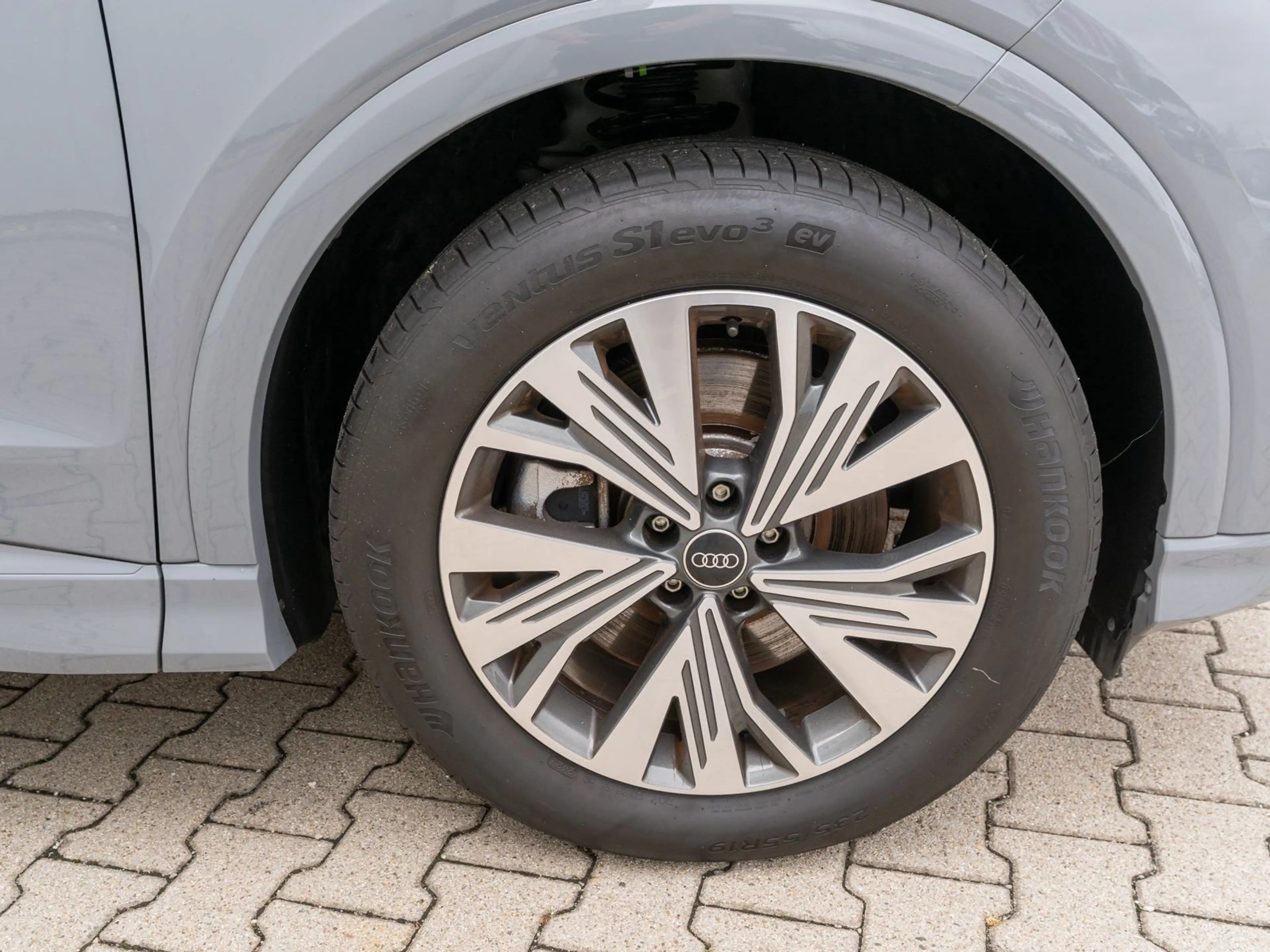 Audi Q4 e-tron Q4 Sportback 40 e-tron NAVI MATRIX ACC RFK VC — photo 10