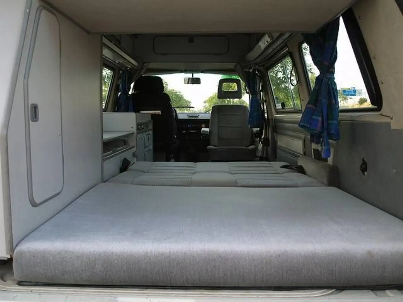 Volkswagen T3 Vanagon California 1990 1.6 TD tetto soffietto, foto 3