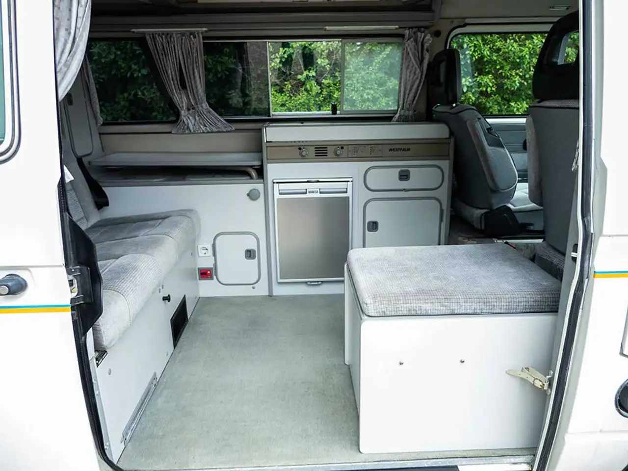Volkswagen T3 Vanagon California 1990 1.6 TD tetto soffietto, foto 1