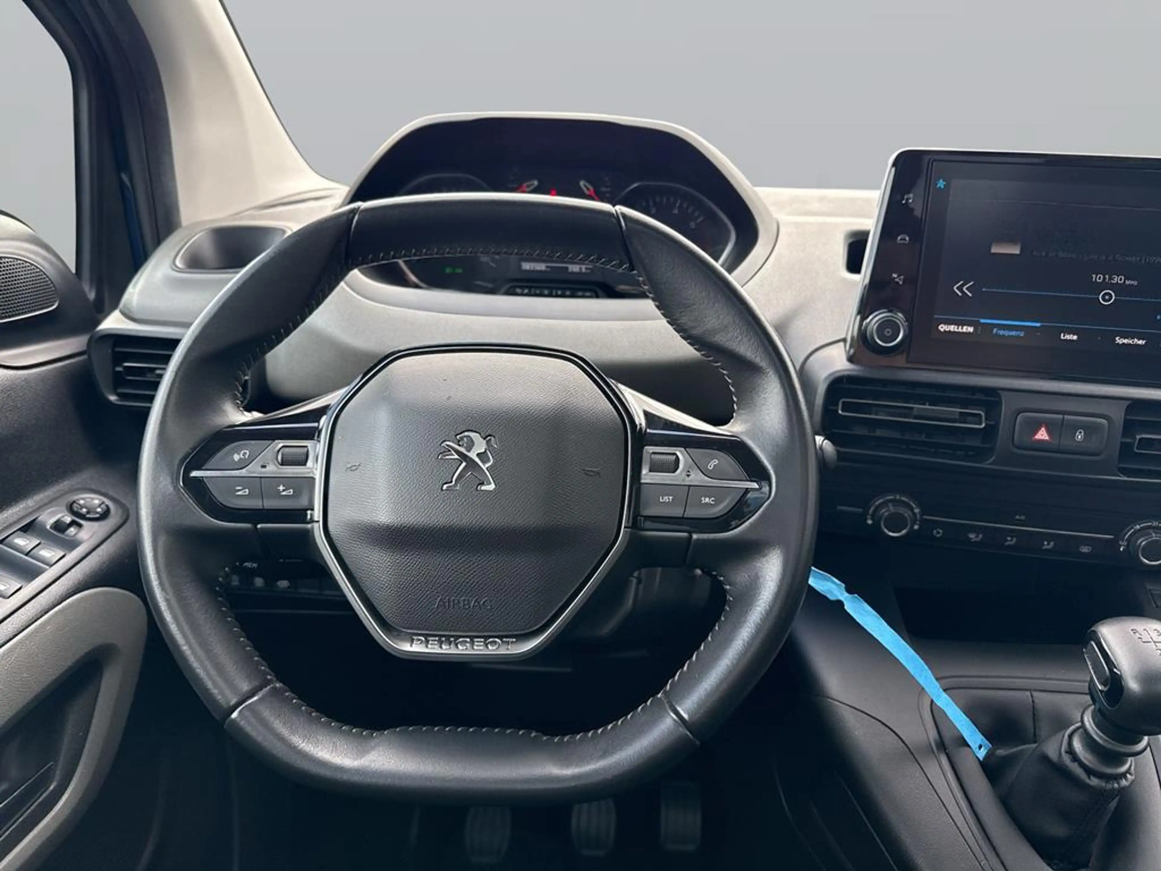 Peugeot Rifter 1.2 PureTech 110 Active L1 — photo 15