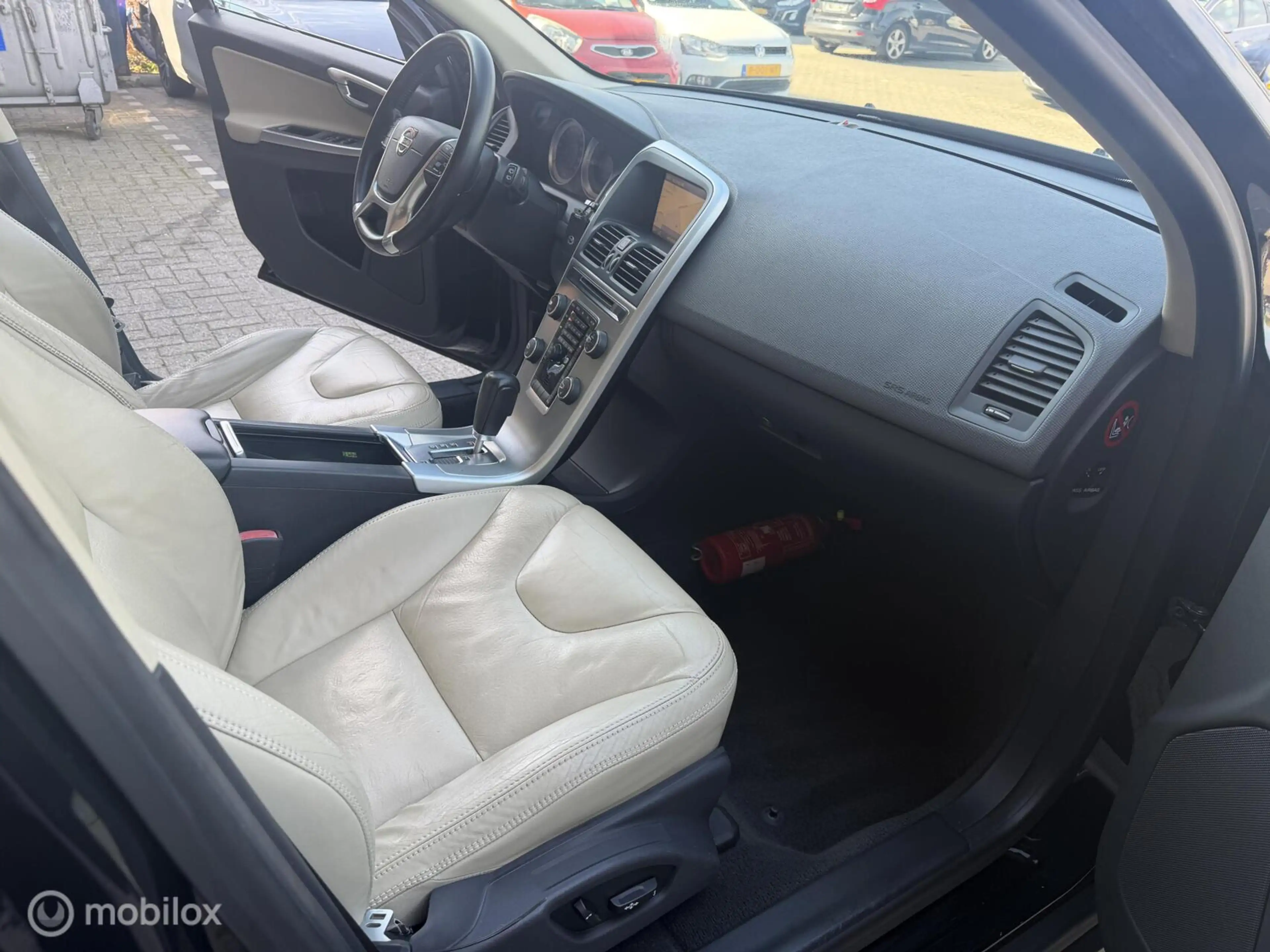 Volvo XC60 2.0T Summum LEDER*SCHUIFDAK*TREKHAAK*PDC* — photo 9
