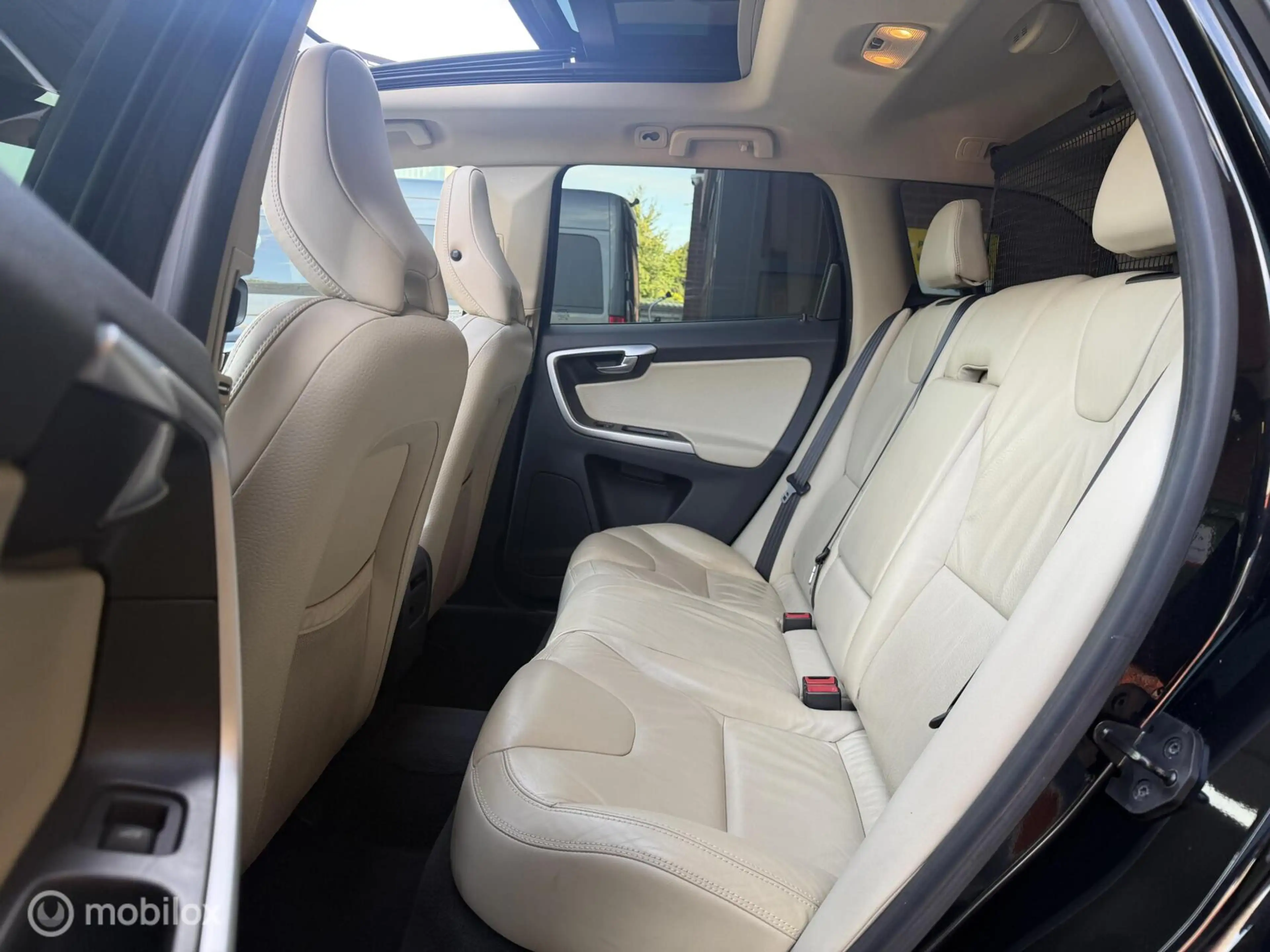 Volvo XC60 2.0T Summum LEDER*SCHUIFDAK*TREKHAAK*PDC* — photo 10