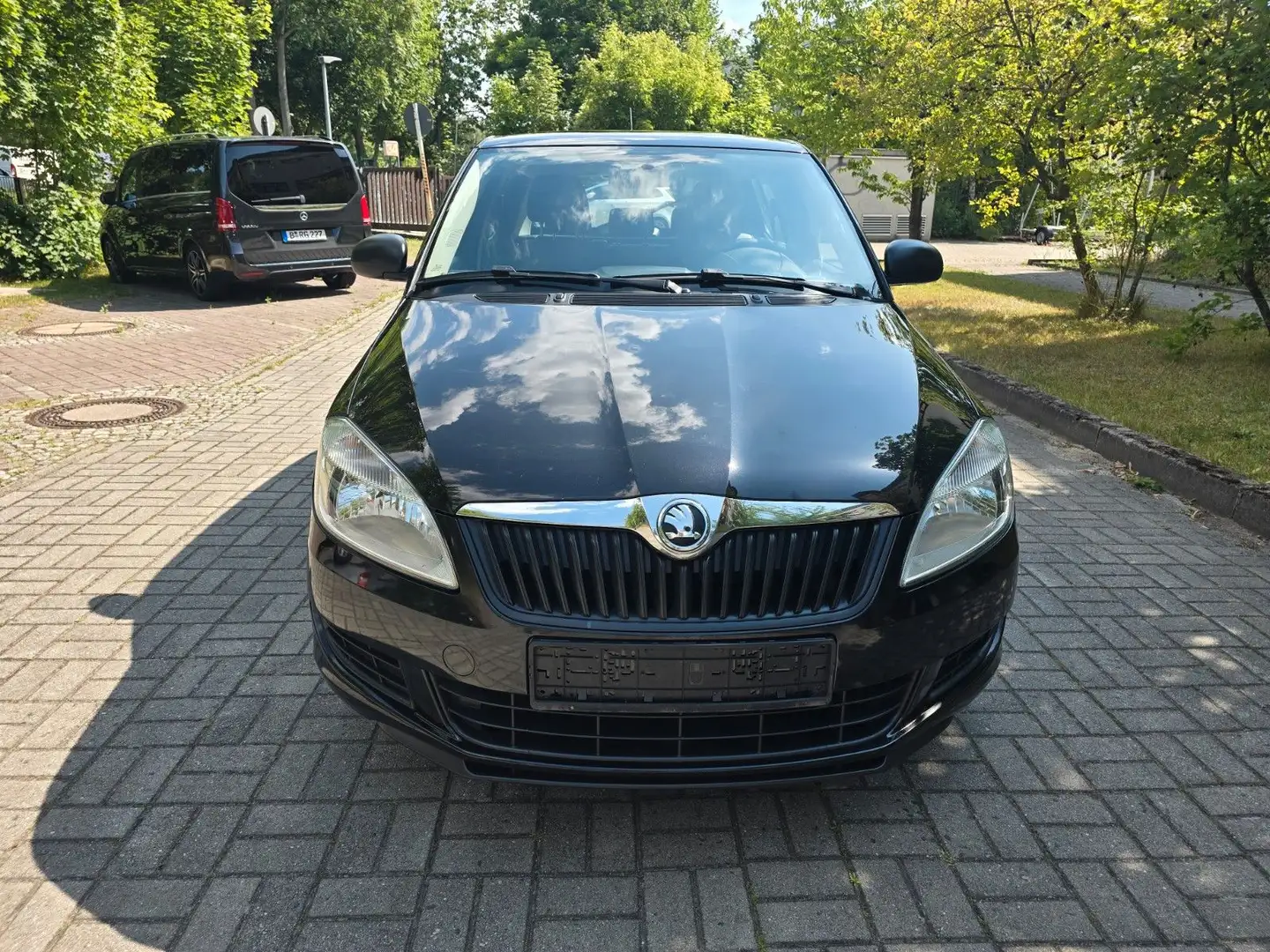Skoda Fabia Cool Edition Schwarz - 2