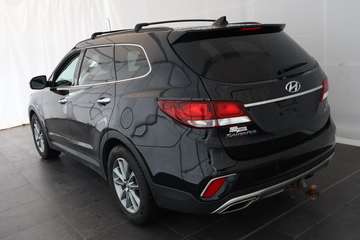 AWD 4dr Luxury