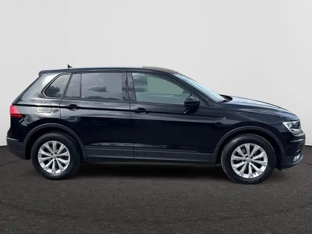 Volkswagen Tiguan view 7
