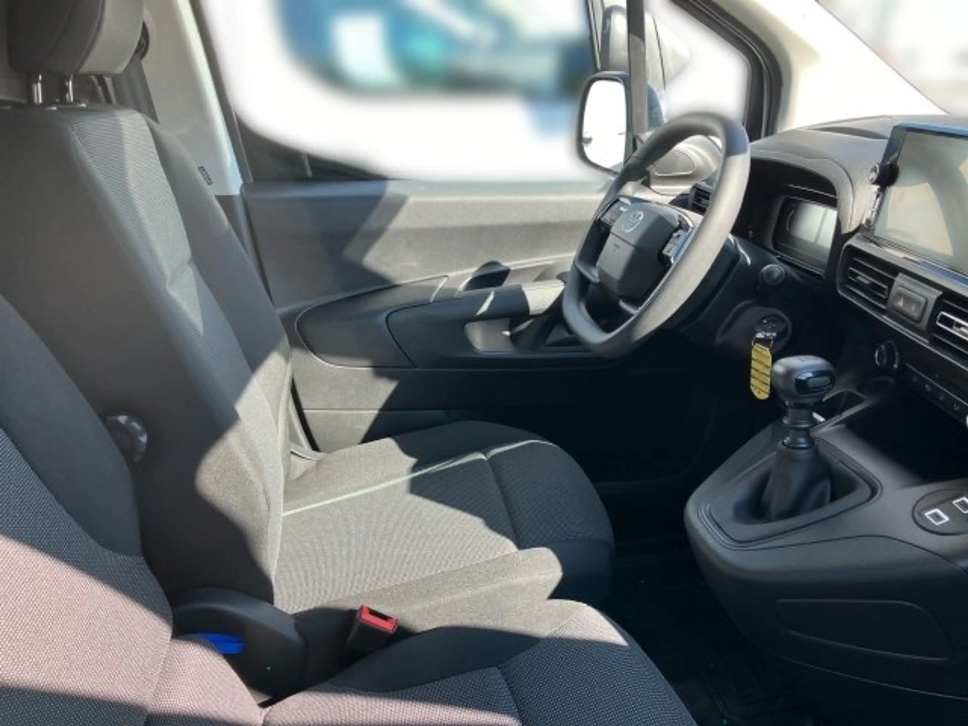 Toyota Proace City 1,5 l D, 102 PS, Duty — photo 6