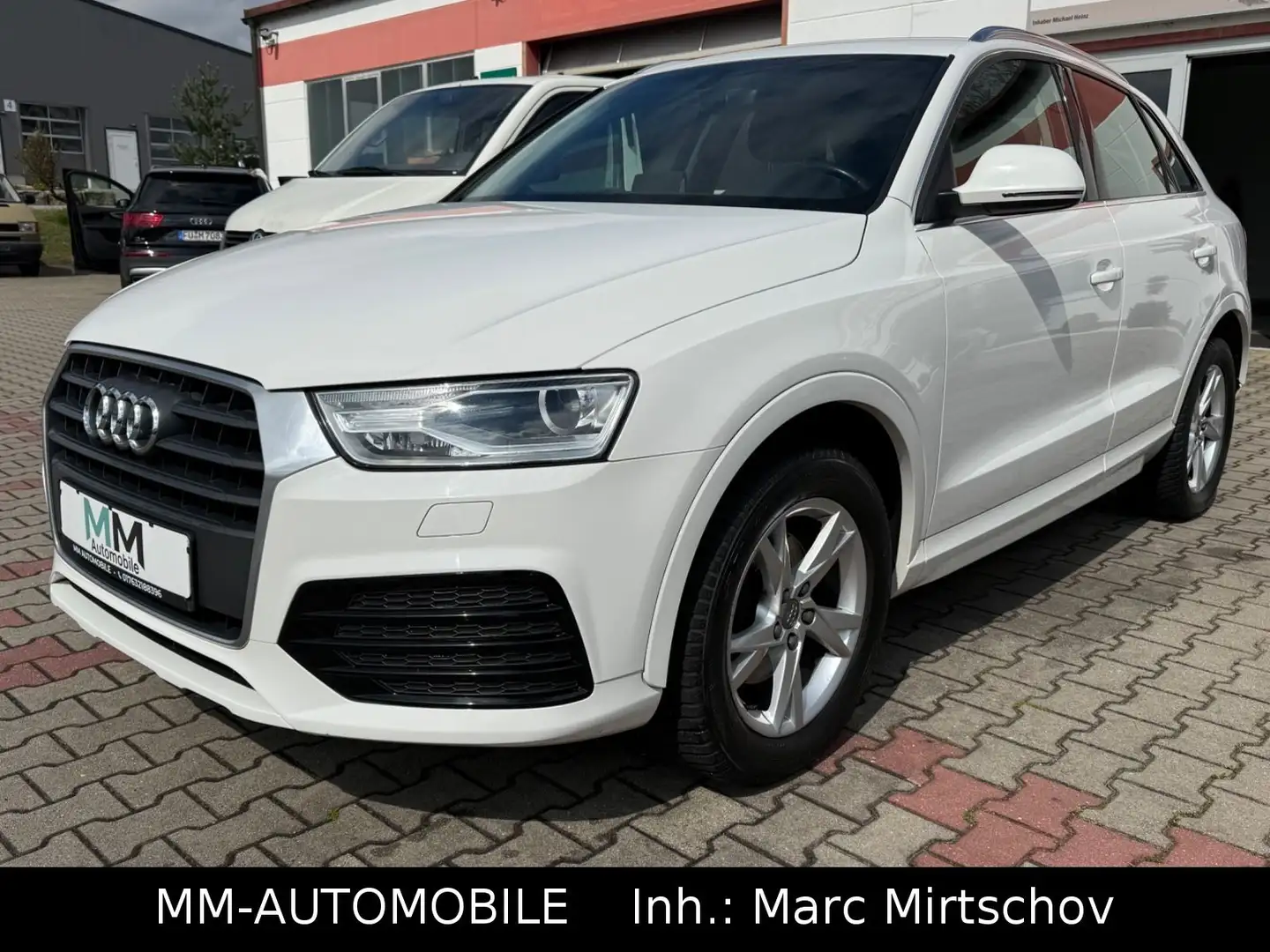 Audi Q3 2.0TDI SPORT S-tronic-2.HAND-NAVI-XEN-AHK-SHZ Weiß - 2