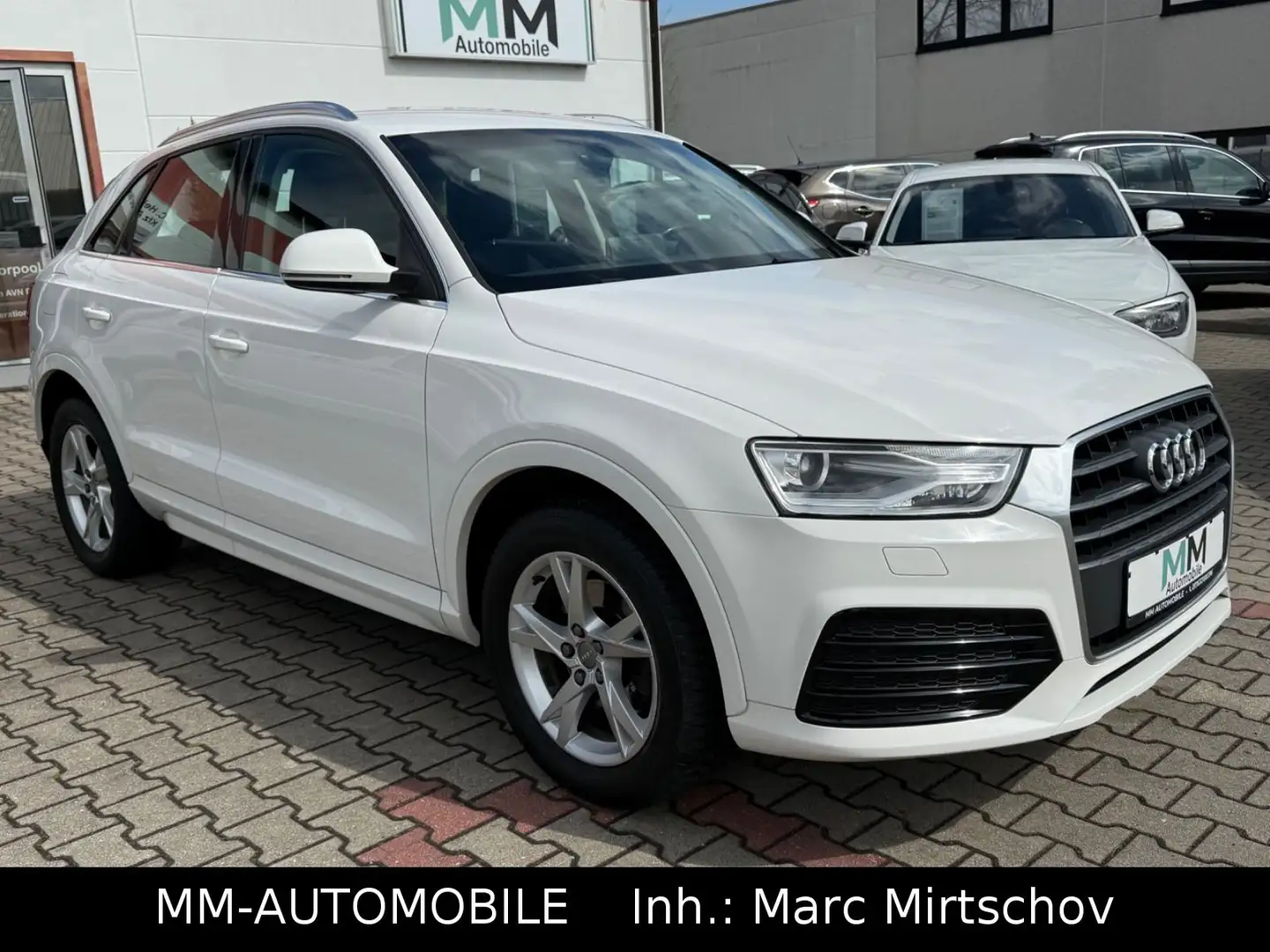 Audi Q3 2.0TDI SPORT S-tronic-2.HAND-NAVI-XEN-AHK-SHZ Weiß - 1