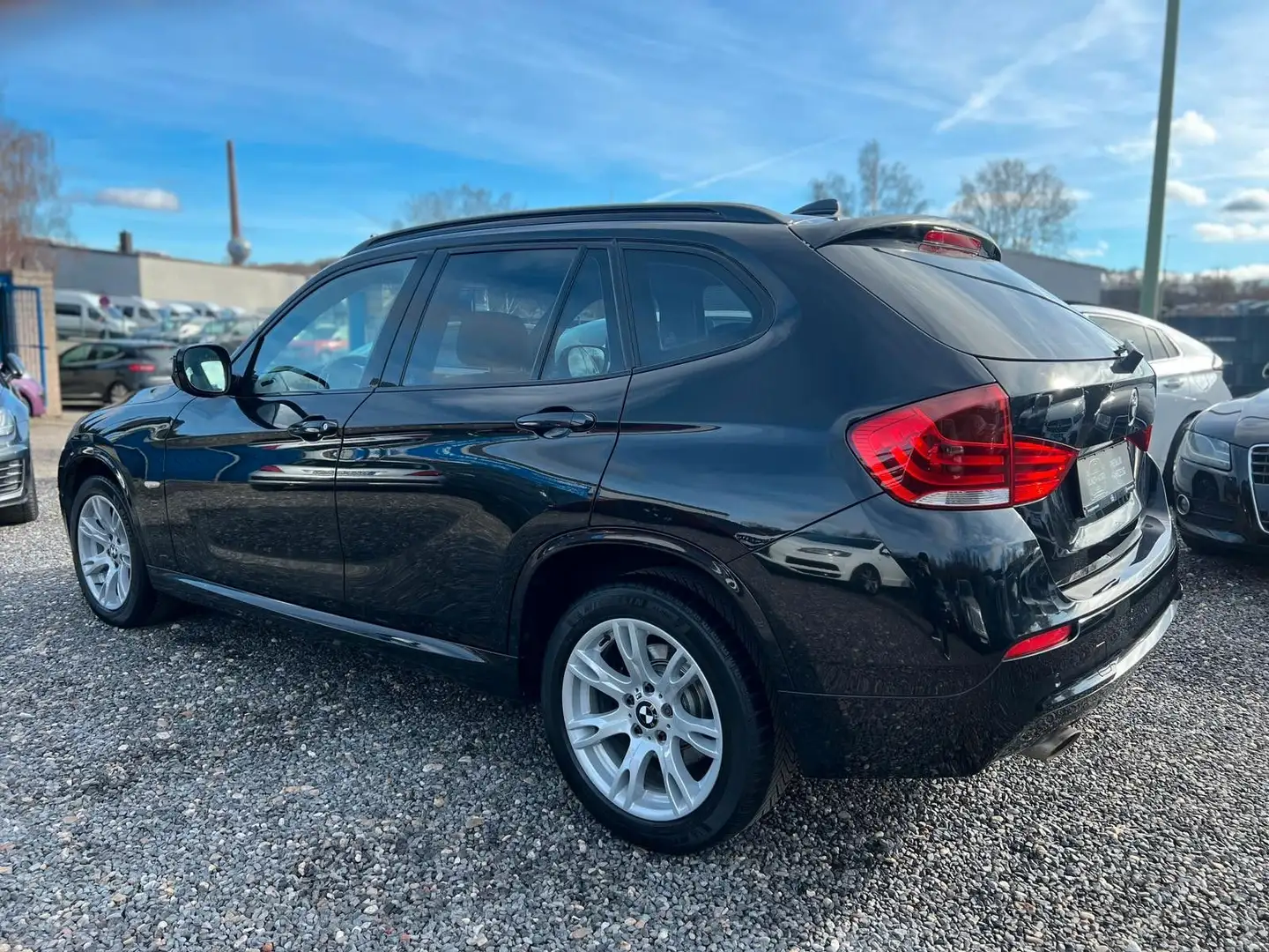 BMW X1 23 d xDRIVE M PAKET-LEDER-PDC-M SPORT-KLIMA Schwarz - 2